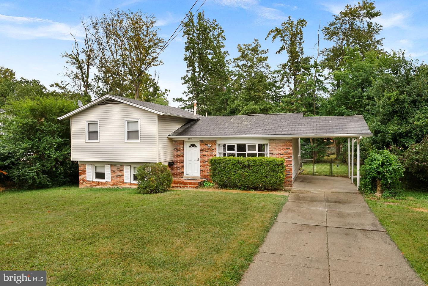 6313 BARDU AVE, SPRINGFIELD, Virginia 22152, 3 Bedrooms Bedrooms, ,2 BathroomsBathrooms,Residential,For sale,6313 BARDU AVE,VAFX2263842 MLS # VAFX2263842