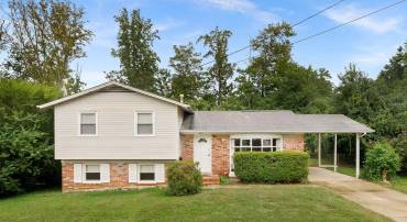 6313 BARDU AVE, SPRINGFIELD, Virginia 22152, 3 Bedrooms Bedrooms, ,2 BathroomsBathrooms,Residential,For sale,6313 BARDU AVE,VAFX2263842 MLS # VAFX2263842