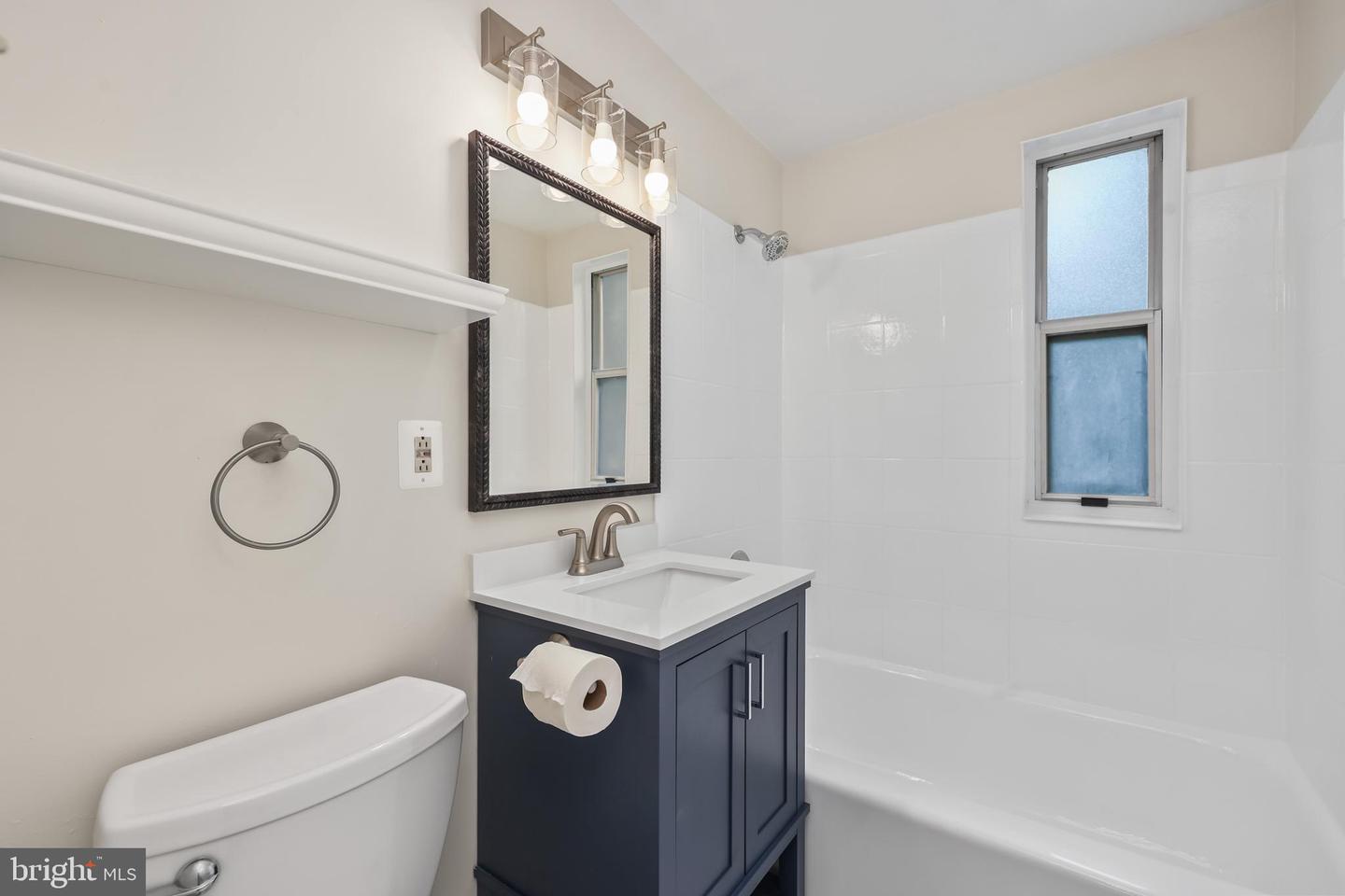 4307 2ND RD N #43074, ARLINGTON, Virginia 22203, 1 Bedroom Bedrooms, ,1 BathroomBathrooms,Residential,For sale,4307 2ND RD N #43074,VAAR2063246 MLS # VAAR2063246