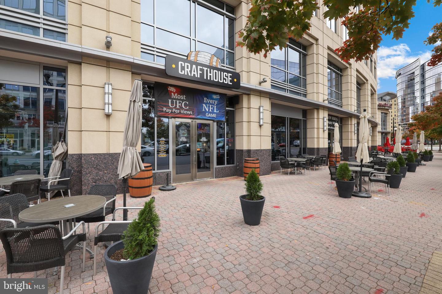 4307 2ND RD N #43074, ARLINGTON, Virginia 22203, 1 Bedroom Bedrooms, ,1 BathroomBathrooms,Residential,For sale,4307 2ND RD N #43074,VAAR2063246 MLS # VAAR2063246