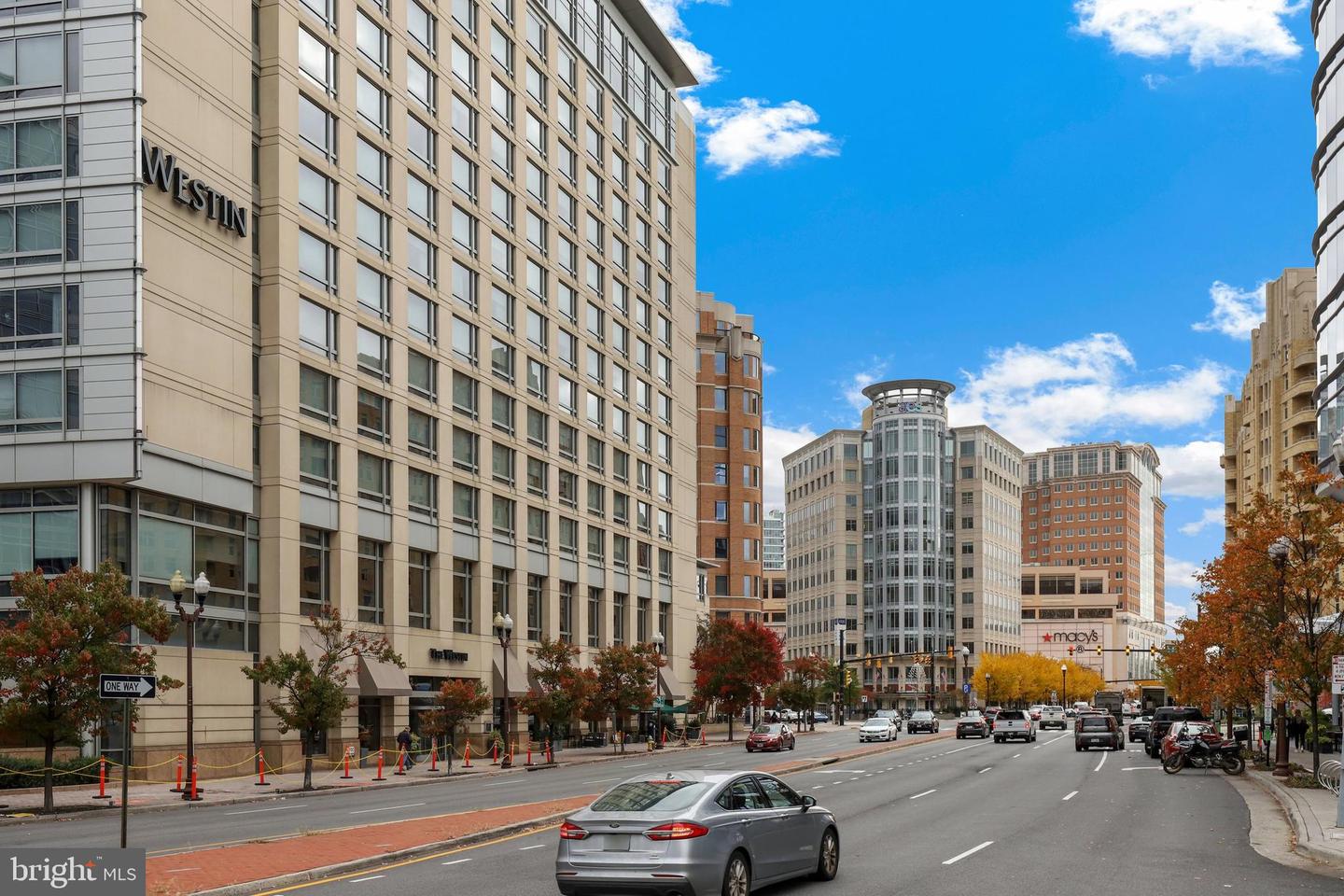 4307 2ND RD N #43074, ARLINGTON, Virginia 22203, 1 Bedroom Bedrooms, ,1 BathroomBathrooms,Residential,For sale,4307 2ND RD N #43074,VAAR2063246 MLS # VAAR2063246