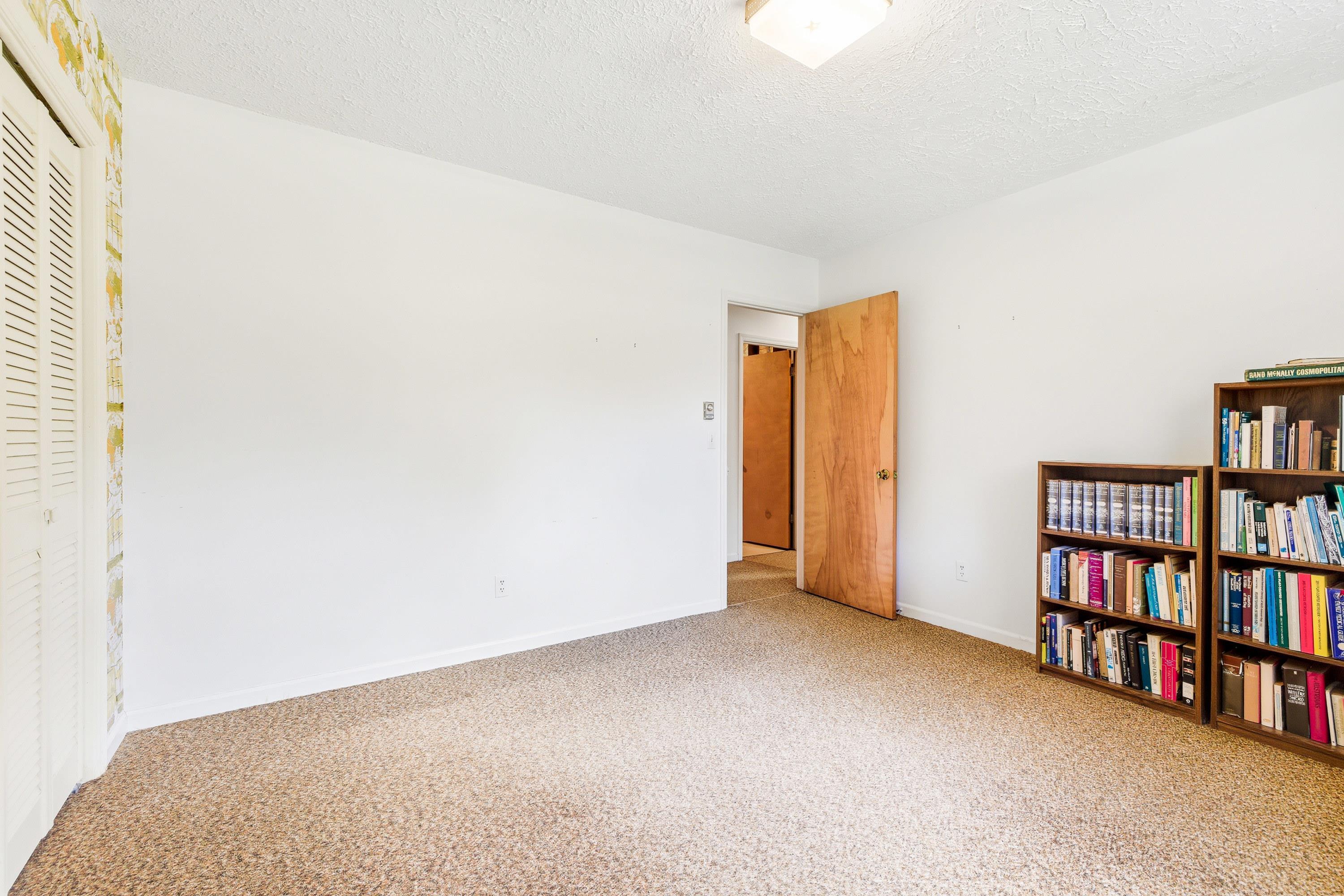 44 EMERY ST, HARRISONBURG, Virginia 22801, 5 Bedrooms Bedrooms, ,3 BathroomsBathrooms,Residential,44 EMERY ST,670057 MLS # 670057