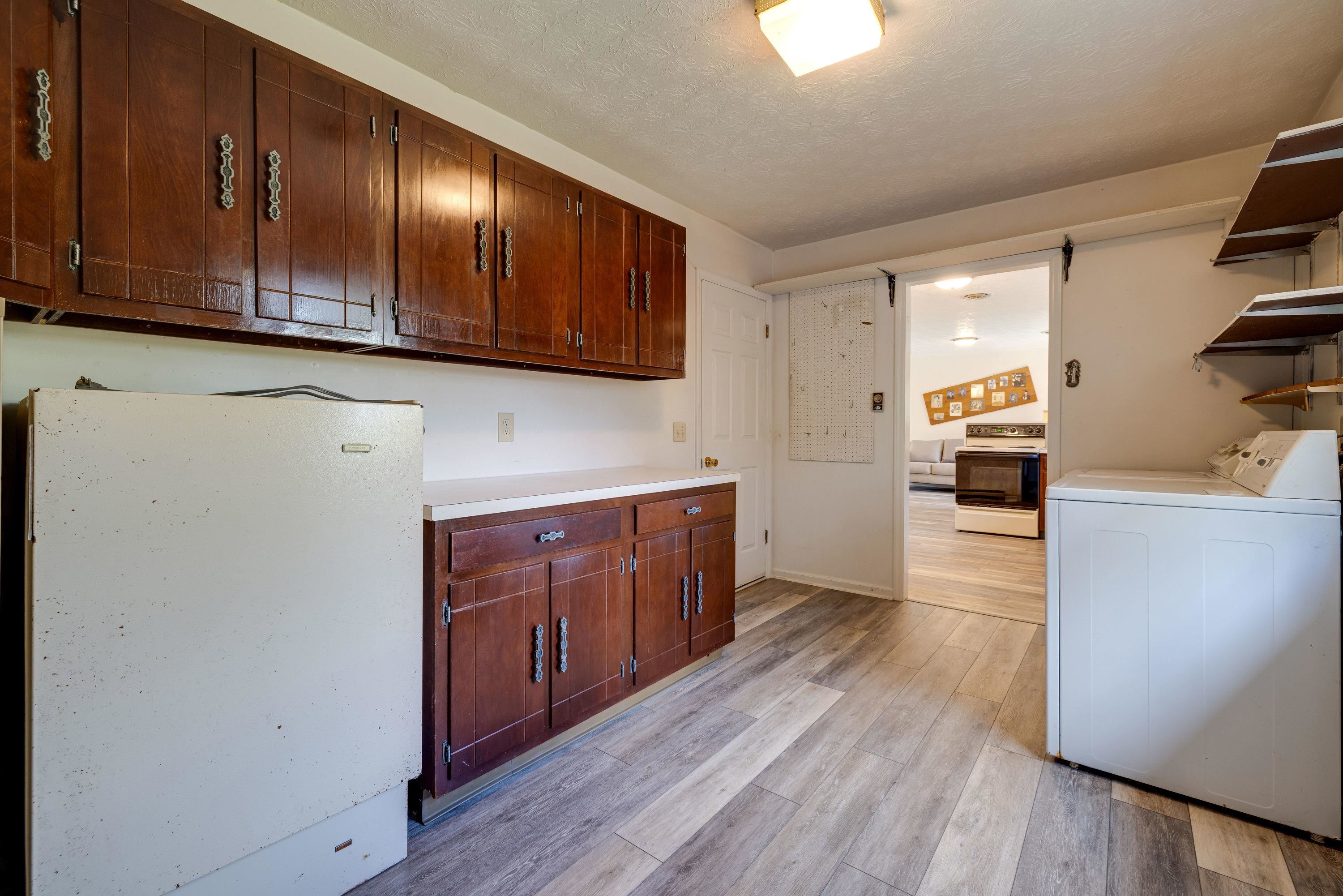 44 EMERY ST, HARRISONBURG, Virginia 22801, 5 Bedrooms Bedrooms, ,3 BathroomsBathrooms,Residential,44 EMERY ST,670057 MLS # 670057