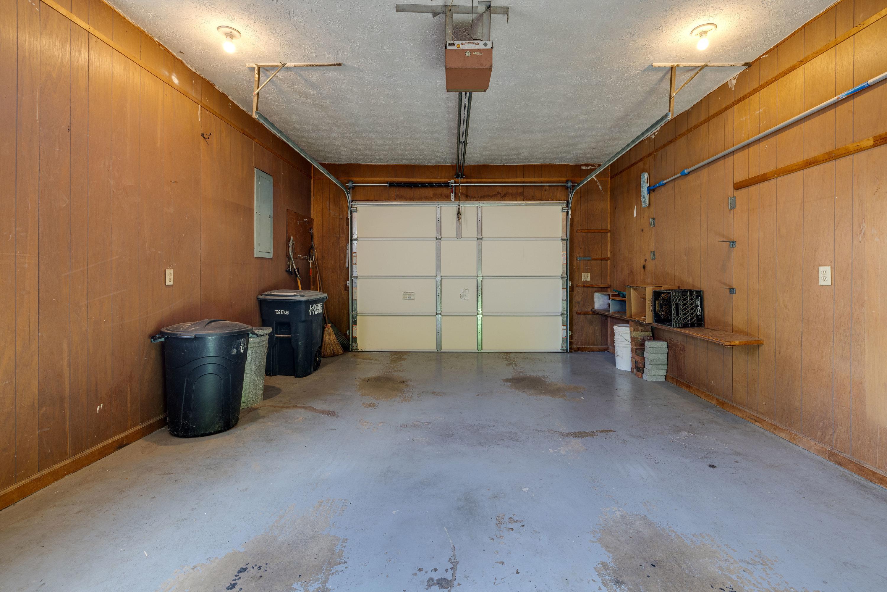 44 EMERY ST, HARRISONBURG, Virginia 22801, 5 Bedrooms Bedrooms, ,3 BathroomsBathrooms,Residential,44 EMERY ST,670057 MLS # 670057