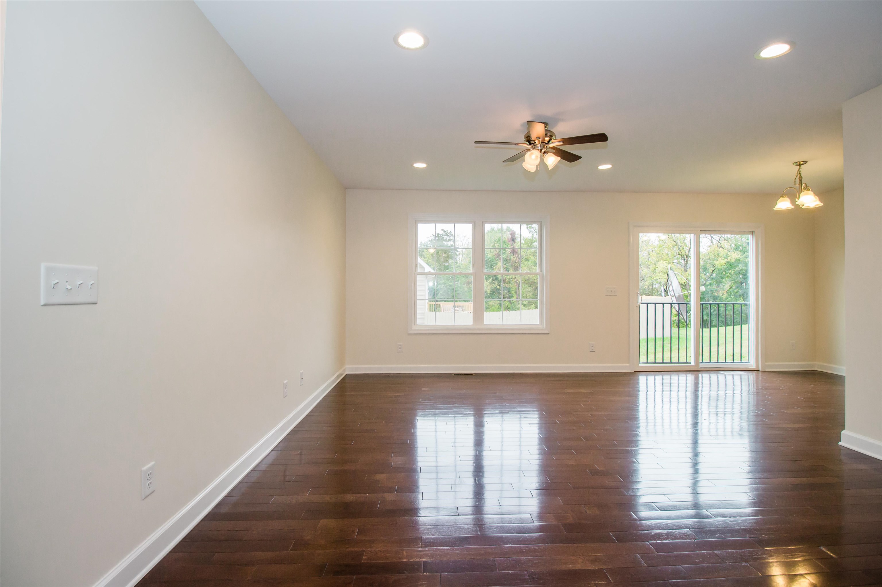 301 S CHURCH ST, WOODSTOCK, Virginia 22664, 3 Bedrooms Bedrooms, ,2 BathroomsBathrooms,Residential,301 S CHURCH ST,670060 MLS # 670060
