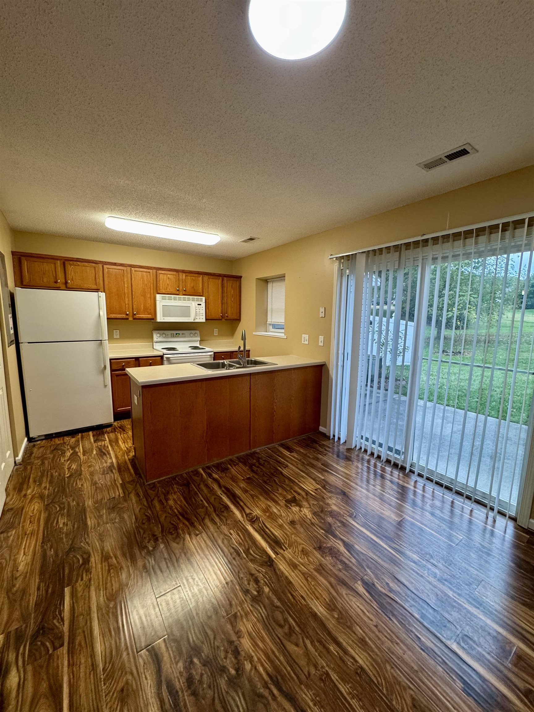 730 CAMELOT LN, HARRISONBURG, Virginia 22801, 2 Bedrooms Bedrooms, ,2 BathroomsBathrooms,Residential,730 CAMELOT LN,670064 MLS # 670064