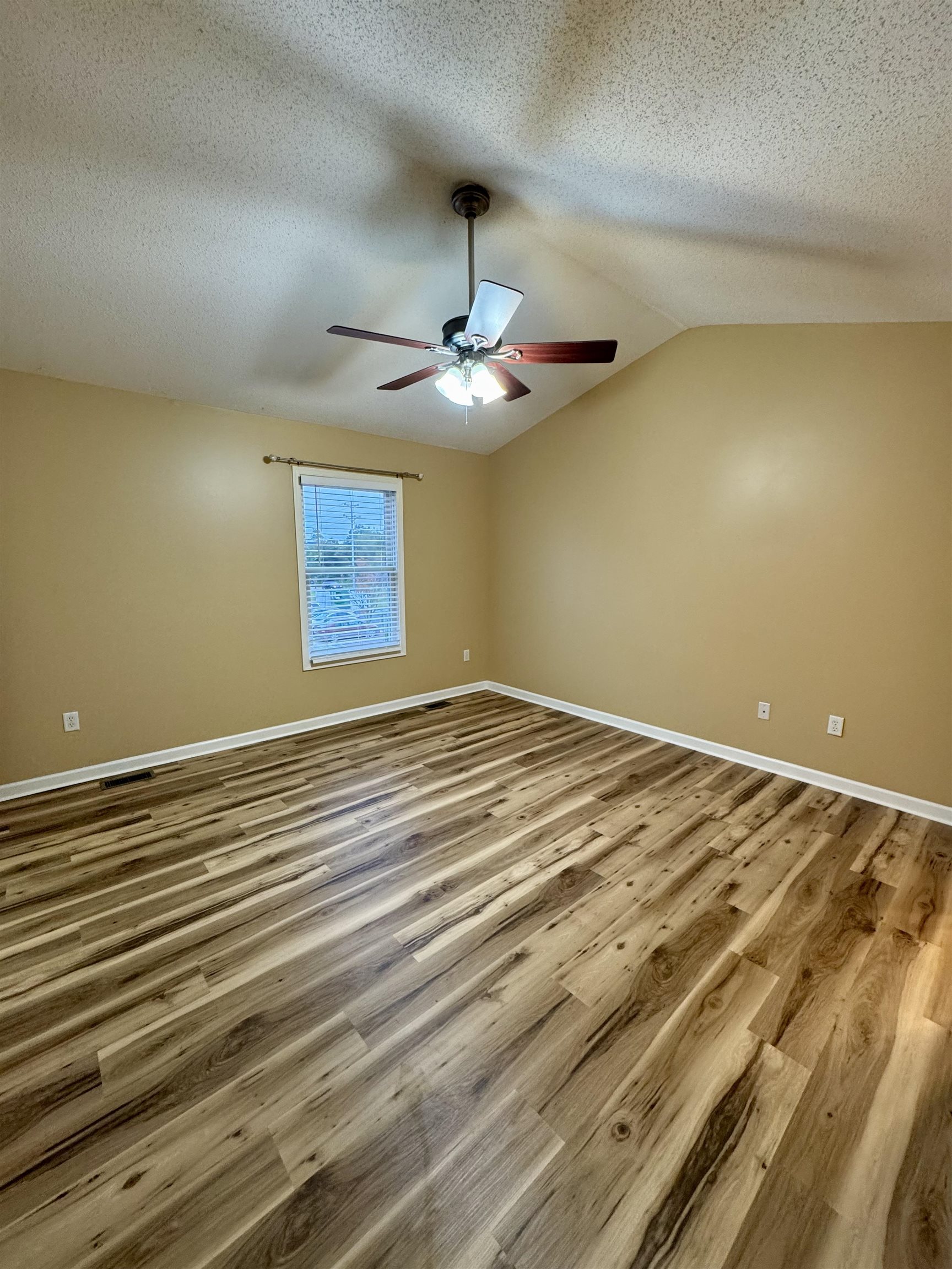 730 CAMELOT LN, HARRISONBURG, Virginia 22801, 2 Bedrooms Bedrooms, ,2 BathroomsBathrooms,Residential,730 CAMELOT LN,670064 MLS # 670064