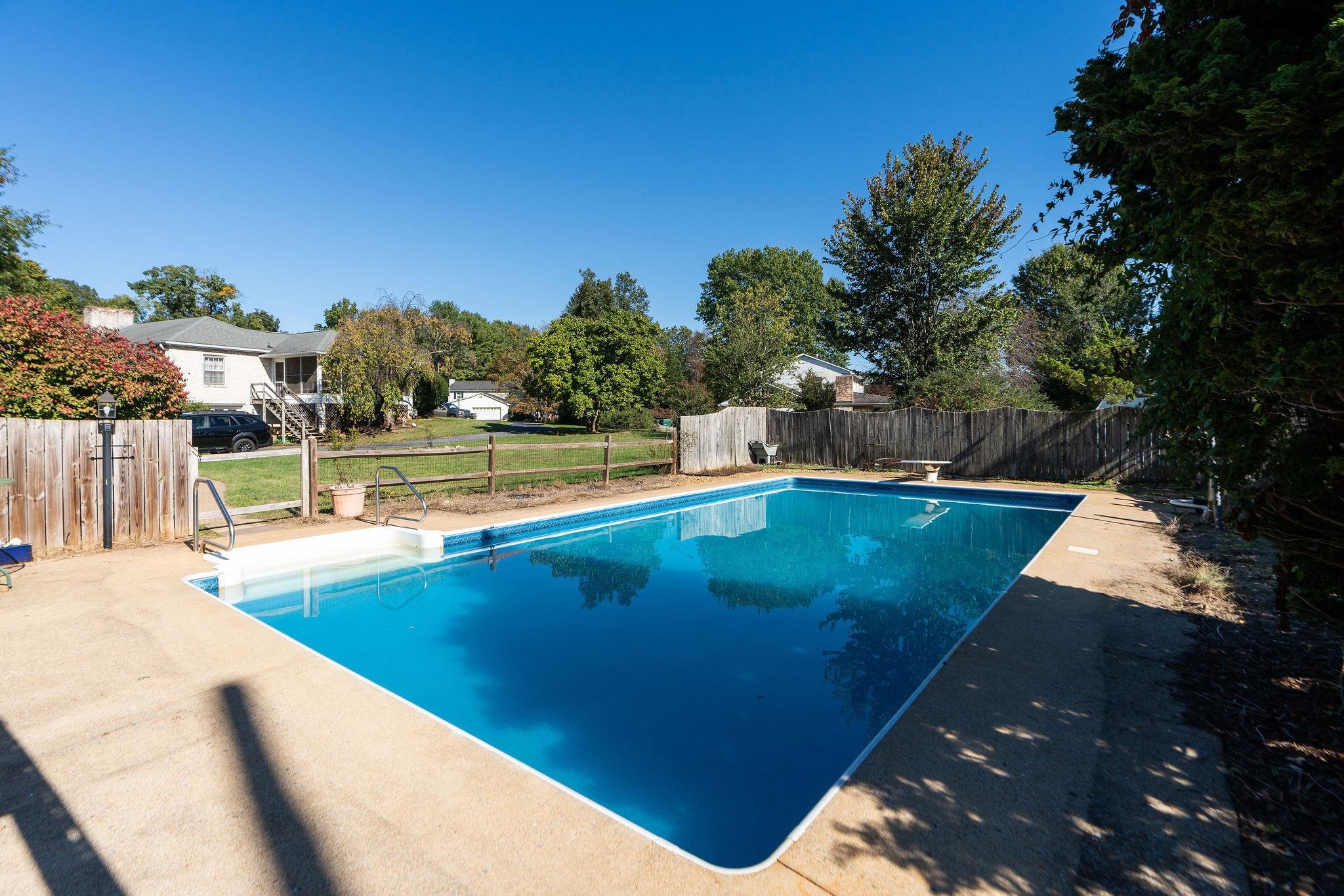 840 HAWTHORNE LN, WAYNESBORO, Virginia 22980, 4 Bedrooms Bedrooms, ,3 BathroomsBathrooms,Residential,840 HAWTHORNE LN,670073 MLS # 670073