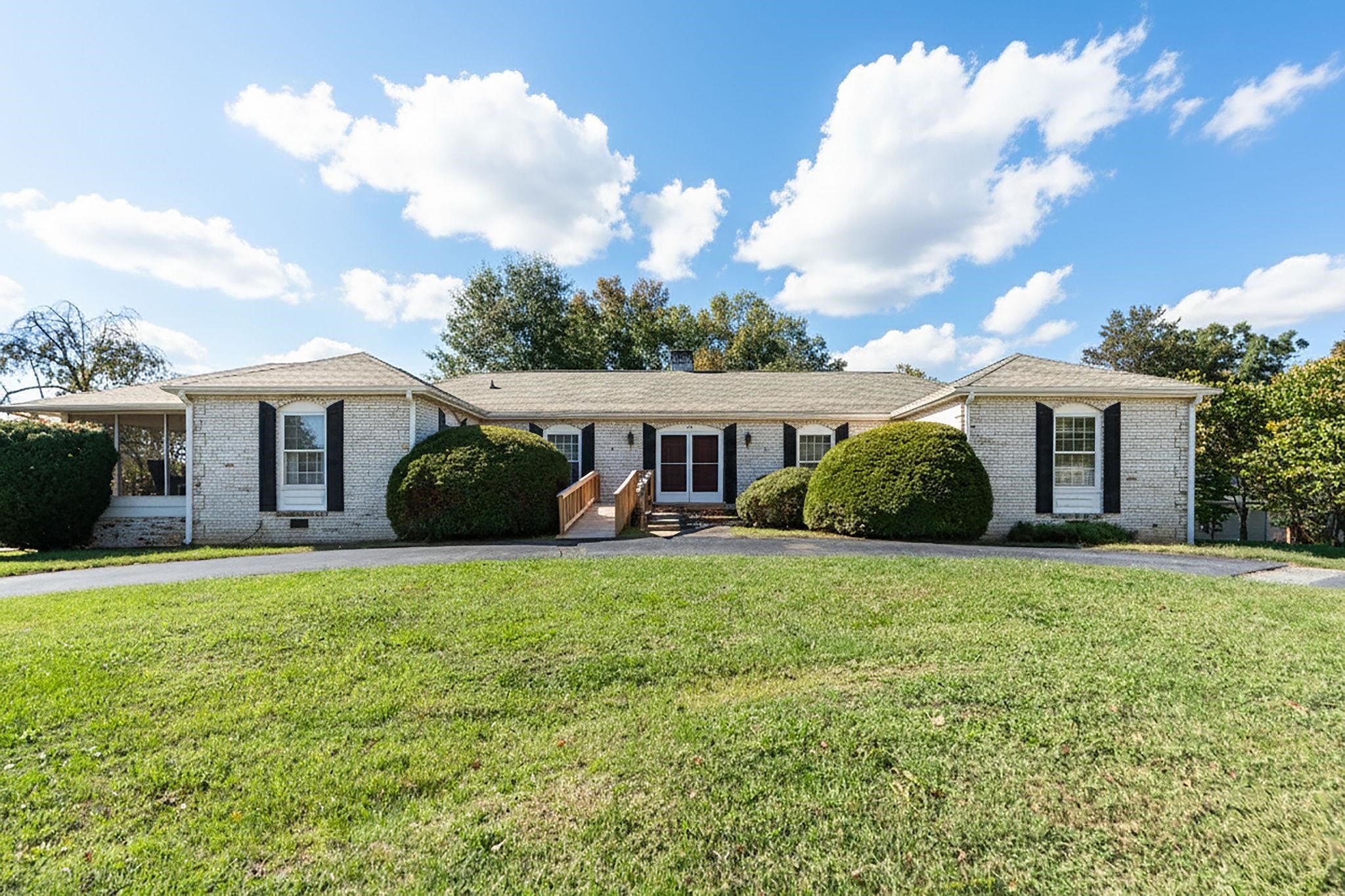 840 HAWTHORNE LN, WAYNESBORO, Virginia 22980, 4 Bedrooms Bedrooms, ,3 BathroomsBathrooms,Residential,840 HAWTHORNE LN,670073 MLS # 670073