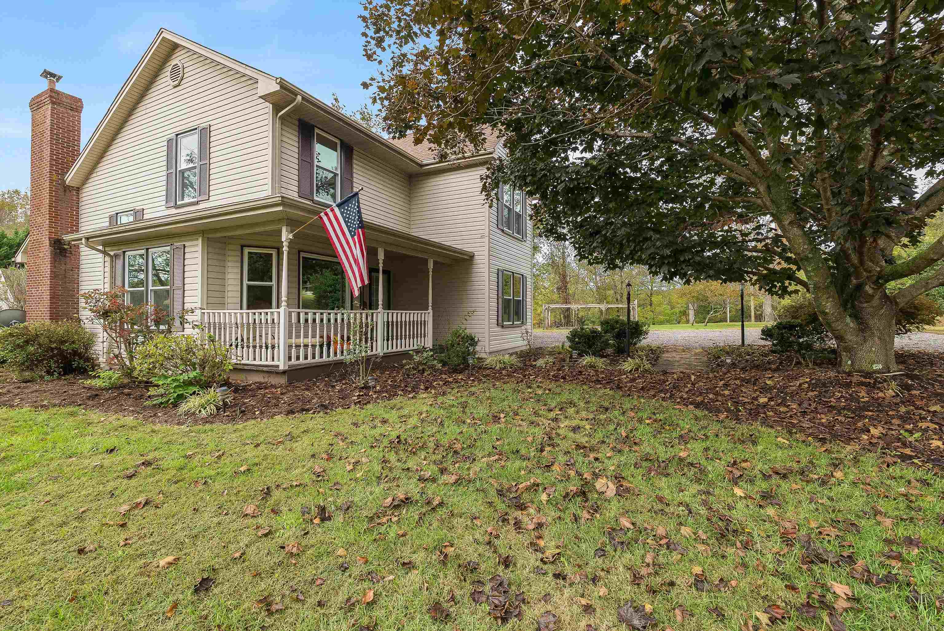 598 BROADHEAD SCHOOL RD, GREENVILLE, Virginia 24440, 3 Bedrooms Bedrooms, ,2 BathroomsBathrooms,Residential,598 BROADHEAD SCHOOL RD,670076 MLS # 670076