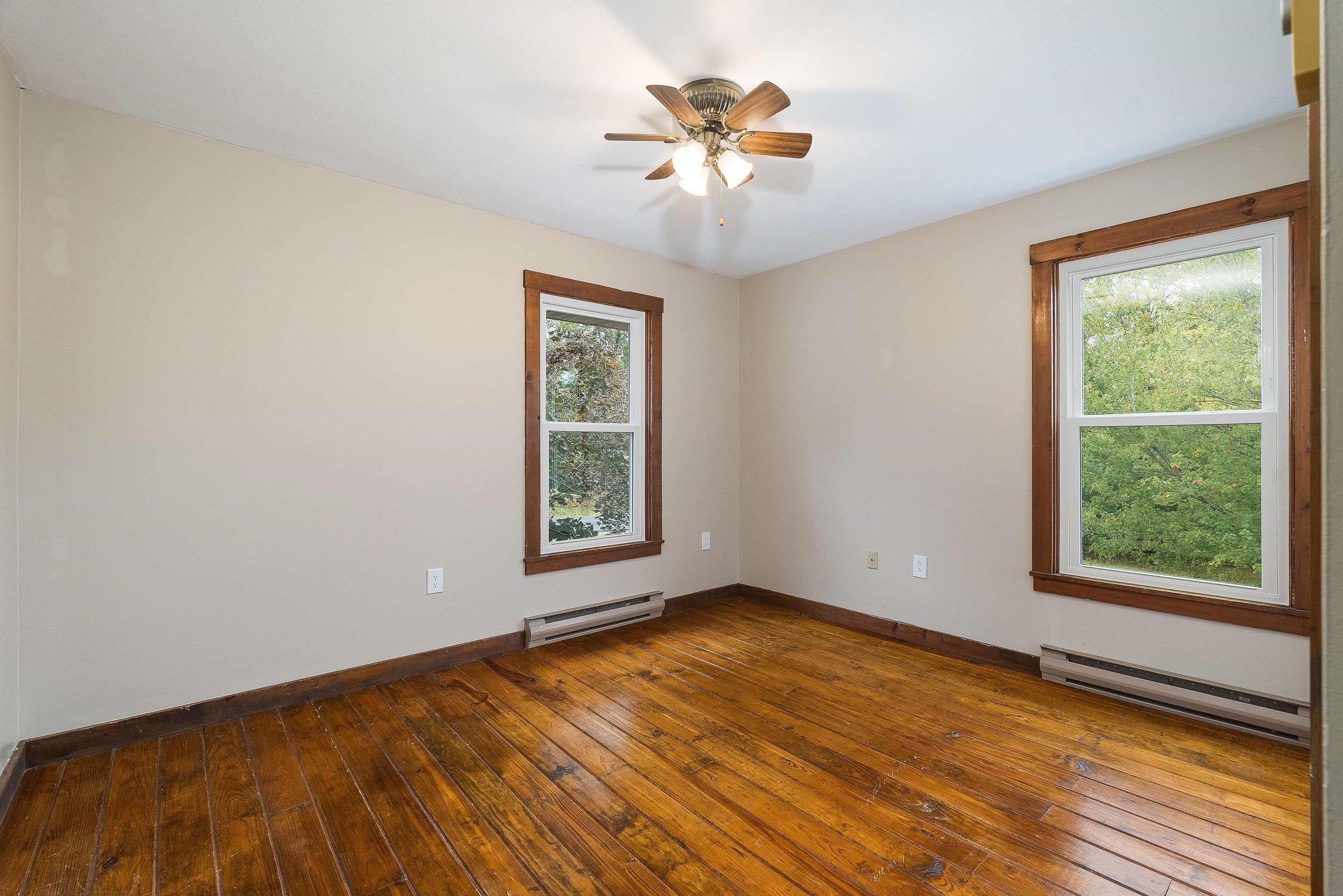 598 BROADHEAD SCHOOL RD, GREENVILLE, Virginia 24440, 3 Bedrooms Bedrooms, ,2 BathroomsBathrooms,Residential,598 BROADHEAD SCHOOL RD,670076 MLS # 670076