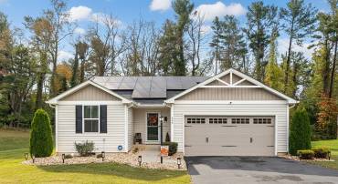 245 CLAYBROOK DR, WAYNESBORO, Virginia 22980, 3 Bedrooms Bedrooms, ,2 BathroomsBathrooms,Residential,245 CLAYBROOK DR,670077 MLS # 670077