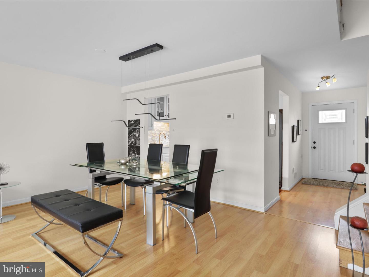 8068 DULCIANA CT, SPRINGFIELD, Virginia 22153, 2 Bedrooms Bedrooms, ,1 BathroomBathrooms,Residential,For sale,8068 DULCIANA CT,VAFX2269044 MLS # VAFX2269044