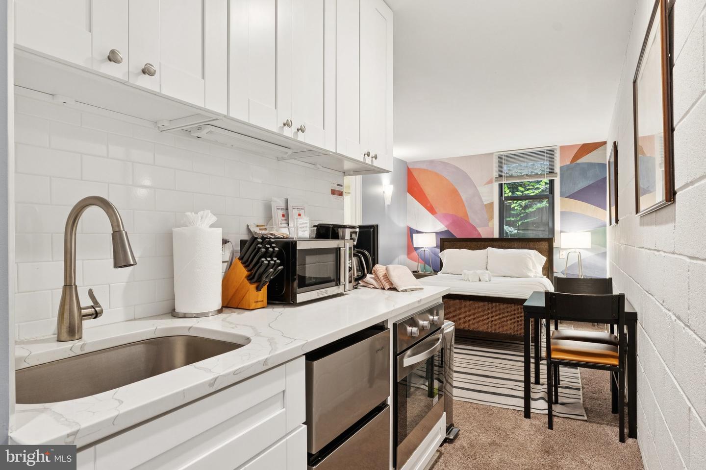 1420 RHODE ISLAND AVE NW, WASHINGTON, District Of Columbia 20005, 3 Bedrooms Bedrooms, ,3 BathroomsBathrooms,Residential,For sale,1420 RHODE ISLAND AVE NW,DCDC2225426 MLS # DCDC2225426