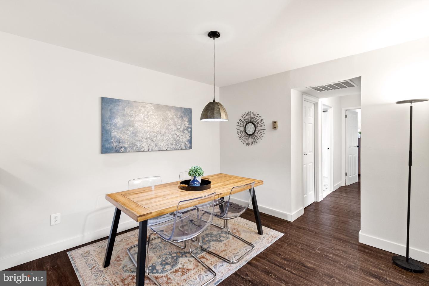 11240 CHESTNUT GROVE SQ #358, RESTON, Virginia 20190, 2 Bedrooms Bedrooms, ,1 BathroomBathrooms,Residential,For sale,11240 CHESTNUT GROVE SQ #358,VAFX2272844 MLS # VAFX2272844