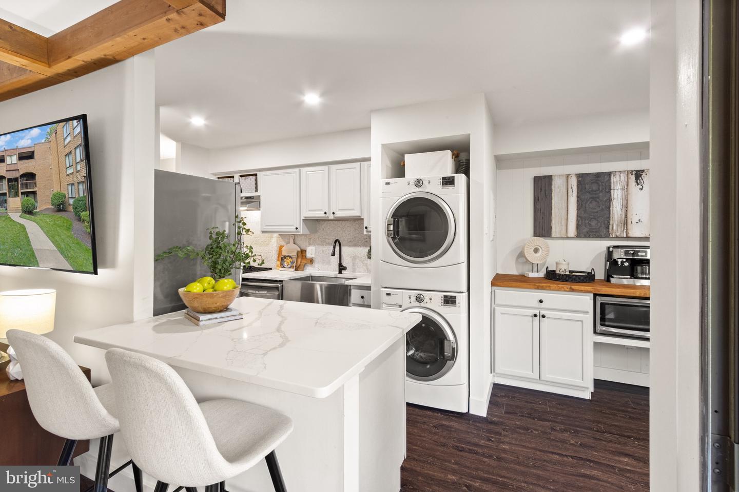 11240 CHESTNUT GROVE SQ #358, RESTON, Virginia 20190, 2 Bedrooms Bedrooms, ,1 BathroomBathrooms,Residential,For sale,11240 CHESTNUT GROVE SQ #358,VAFX2272844 MLS # VAFX2272844