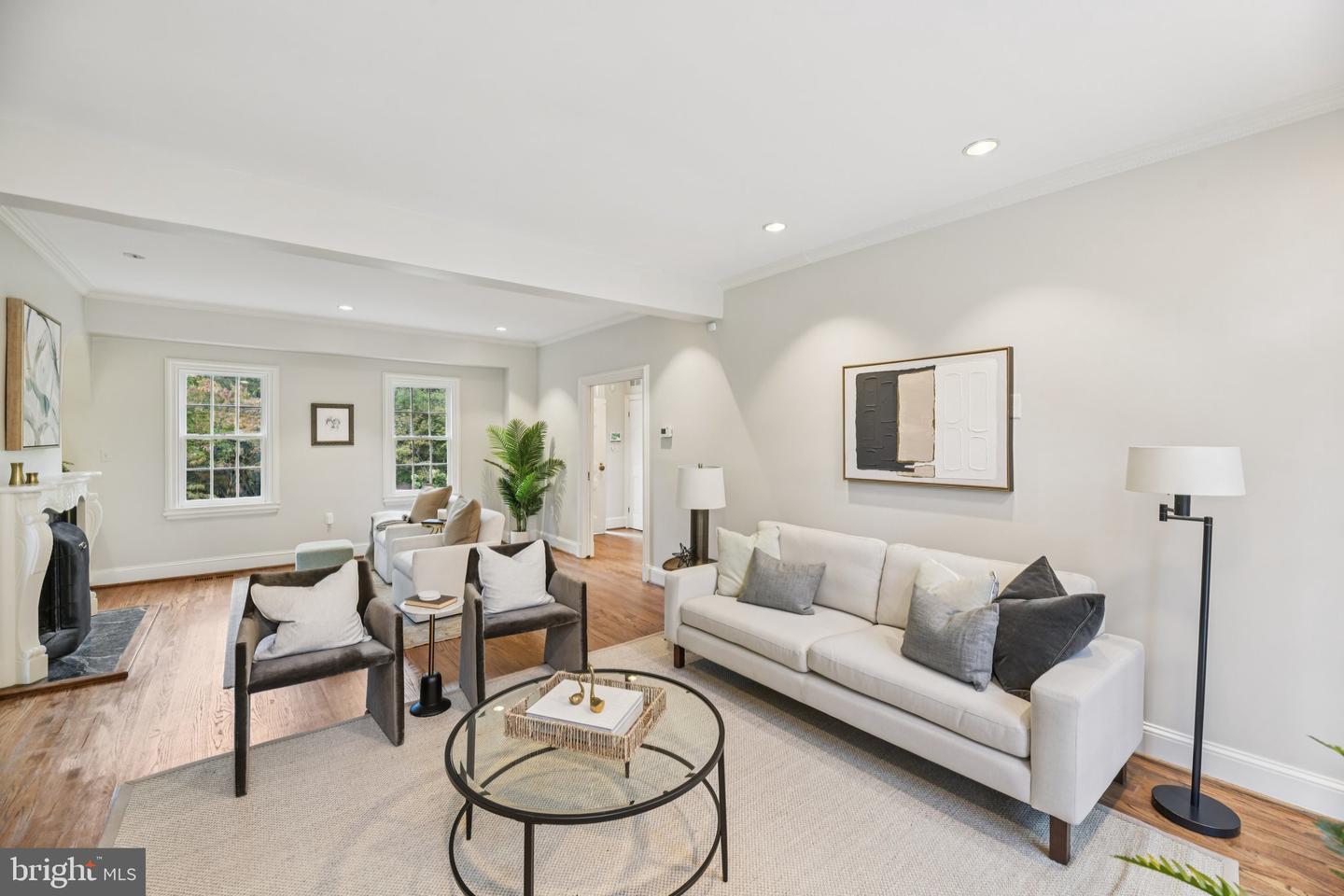 1545 35TH ST NW, WASHINGTON, District Of Columbia 20007, 6 Bedrooms Bedrooms, ,4 BathroomsBathrooms,Residential,For sale,1545 35TH ST NW,DCDC2226266 MLS # DCDC2226266