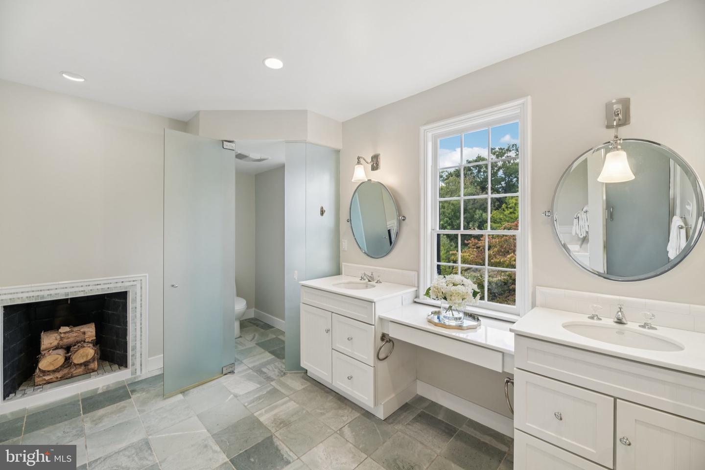1545 35TH ST NW, WASHINGTON, District Of Columbia 20007, 6 Bedrooms Bedrooms, ,4 BathroomsBathrooms,Residential,For sale,1545 35TH ST NW,DCDC2226266 MLS # DCDC2226266
