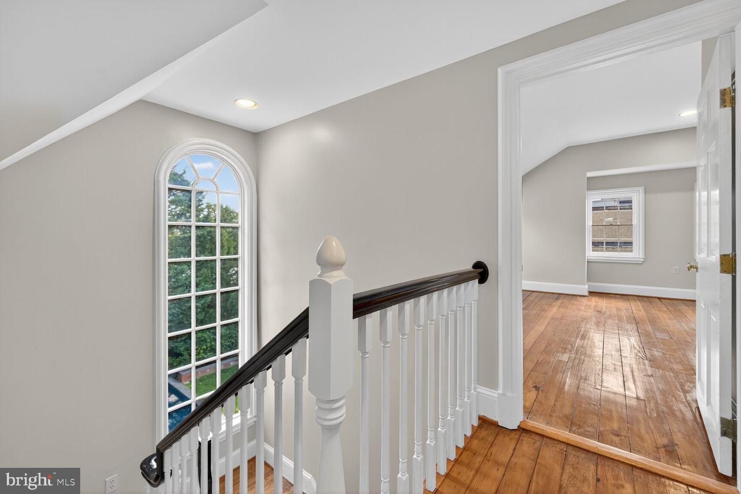 1545 35TH ST NW, WASHINGTON, District Of Columbia 20007, 6 Bedrooms Bedrooms, ,4 BathroomsBathrooms,Residential,For sale,1545 35TH ST NW,DCDC2226266 MLS # DCDC2226266