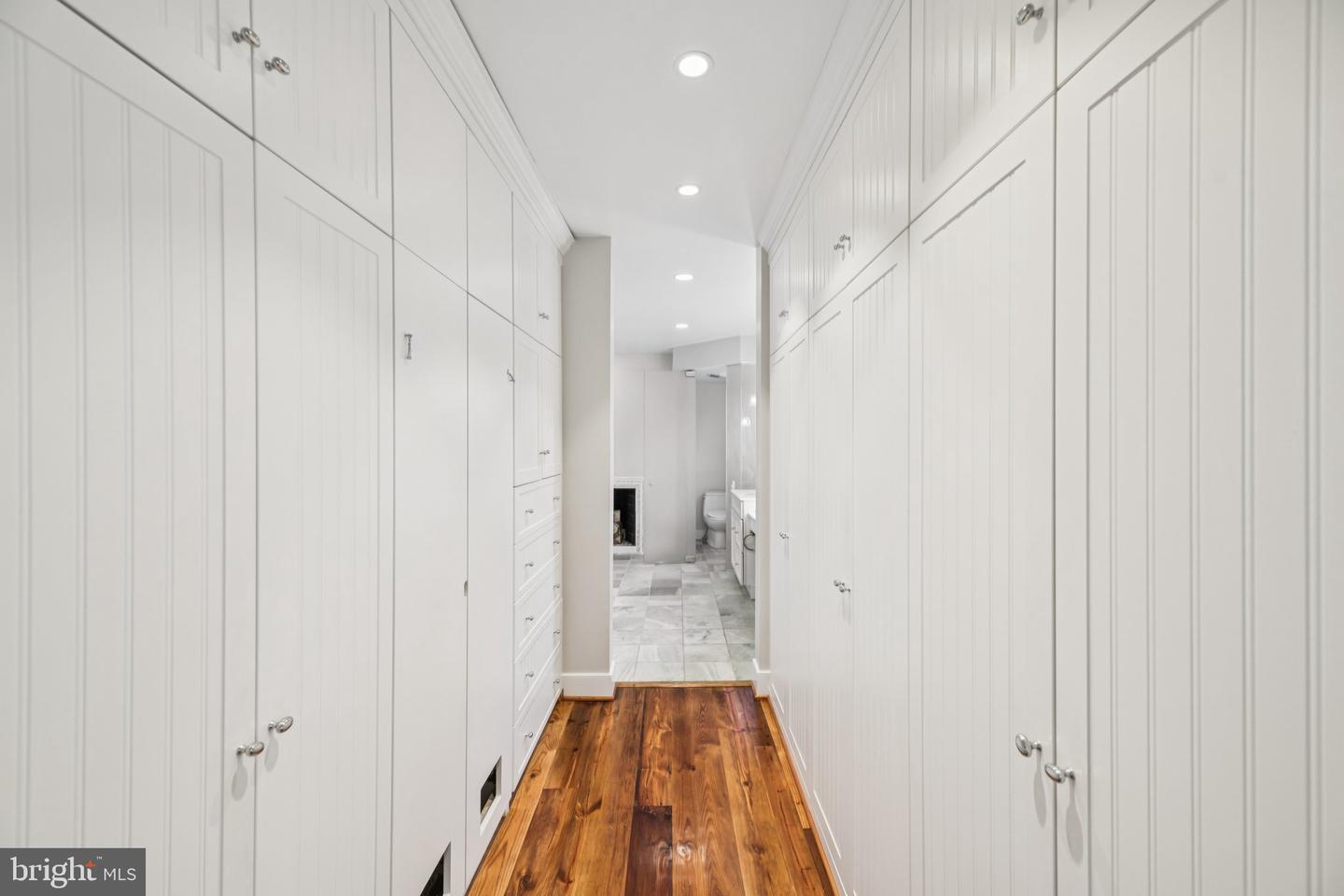 1545 35TH ST NW, WASHINGTON, District Of Columbia 20007, 6 Bedrooms Bedrooms, ,4 BathroomsBathrooms,Residential,For sale,1545 35TH ST NW,DCDC2226266 MLS # DCDC2226266