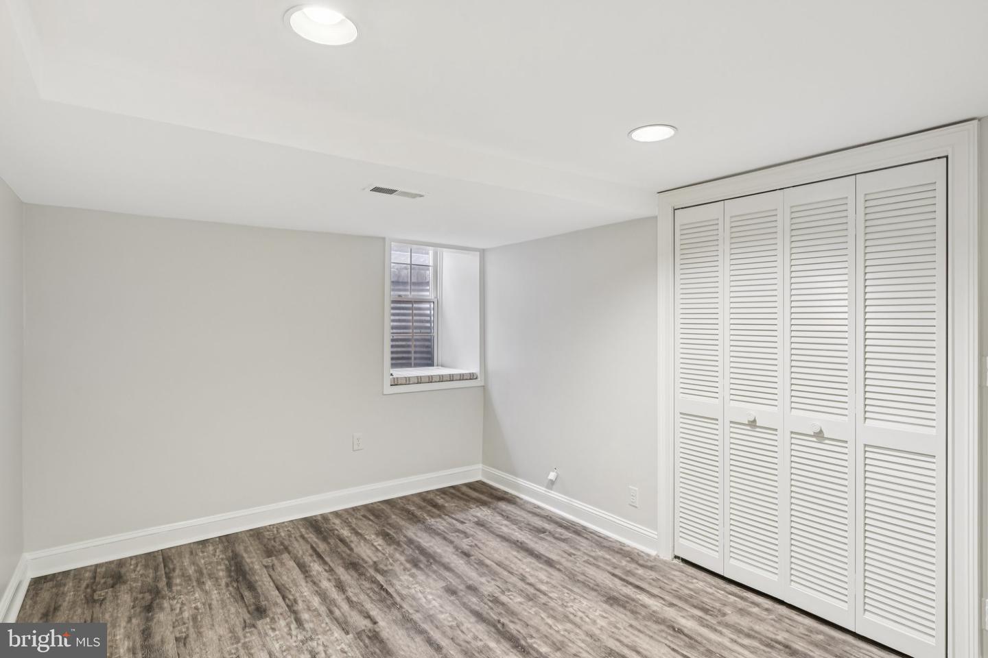 1545 35TH ST NW, WASHINGTON, District Of Columbia 20007, 6 Bedrooms Bedrooms, ,4 BathroomsBathrooms,Residential,For sale,1545 35TH ST NW,DCDC2226266 MLS # DCDC2226266