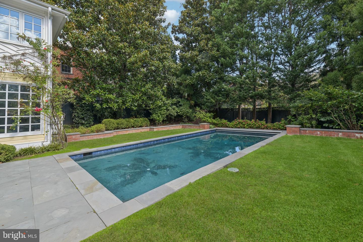 1545 35TH ST NW, WASHINGTON, District Of Columbia 20007, 6 Bedrooms Bedrooms, ,4 BathroomsBathrooms,Residential,For sale,1545 35TH ST NW,DCDC2226266 MLS # DCDC2226266