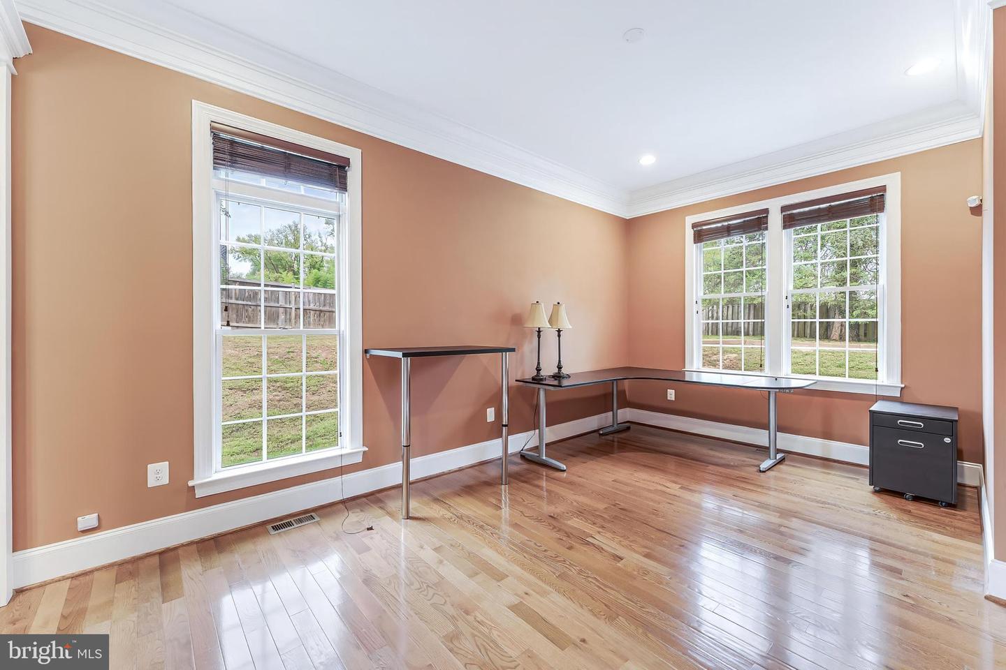 829 GOLDEN ARROW ST, GREAT FALLS, Virginia 22066, 6 Bedrooms Bedrooms, ,6 BathroomsBathrooms,Residential,For sale,829 GOLDEN ARROW ST,VAFX2273992 MLS # VAFX2273992