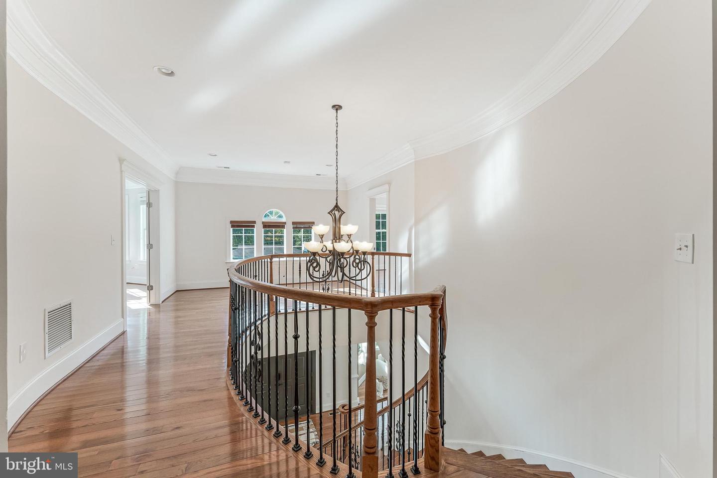 829 GOLDEN ARROW ST, GREAT FALLS, Virginia 22066, 6 Bedrooms Bedrooms, ,6 BathroomsBathrooms,Residential,For sale,829 GOLDEN ARROW ST,VAFX2273992 MLS # VAFX2273992