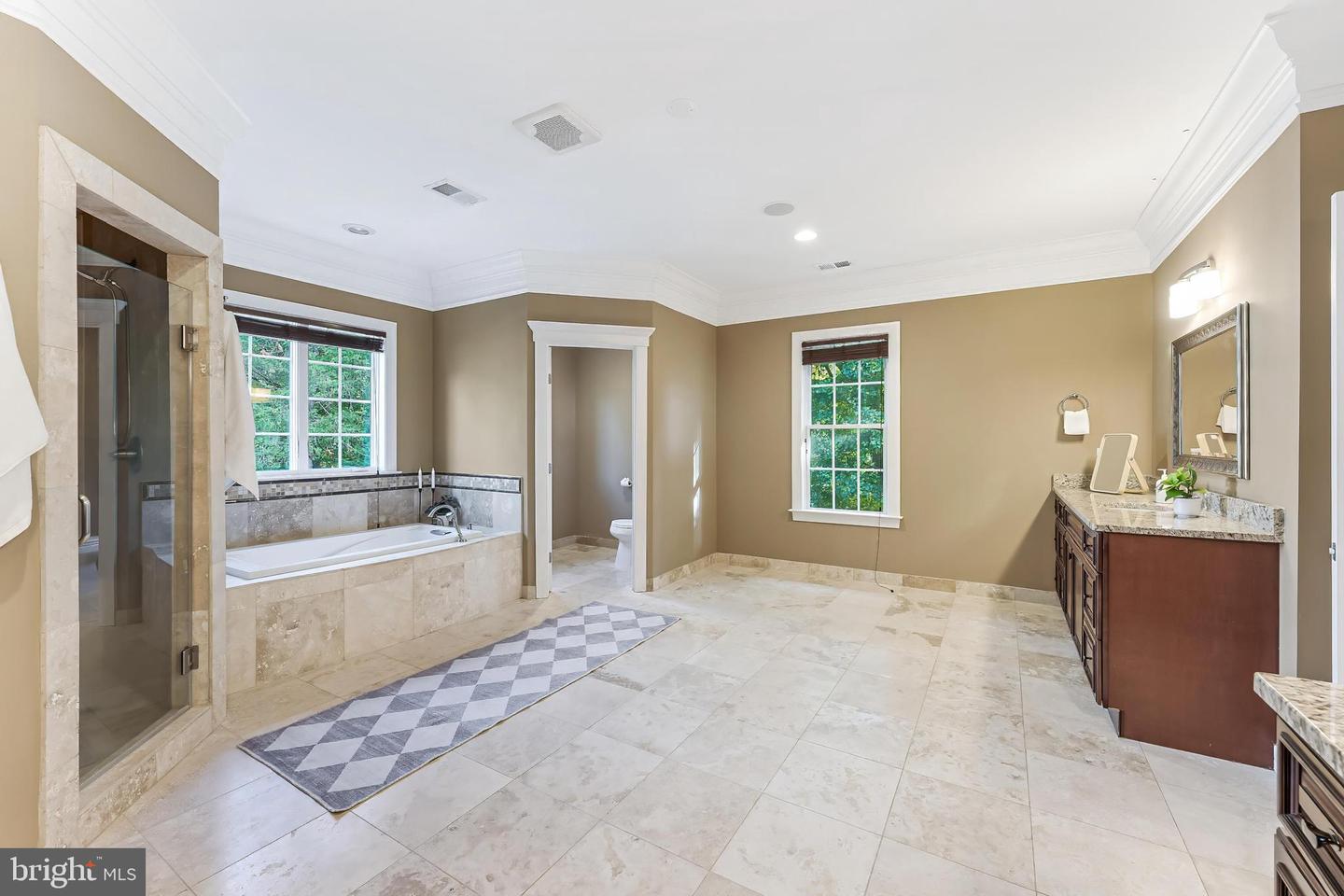 829 GOLDEN ARROW ST, GREAT FALLS, Virginia 22066, 6 Bedrooms Bedrooms, ,6 BathroomsBathrooms,Residential,For sale,829 GOLDEN ARROW ST,VAFX2273992 MLS # VAFX2273992