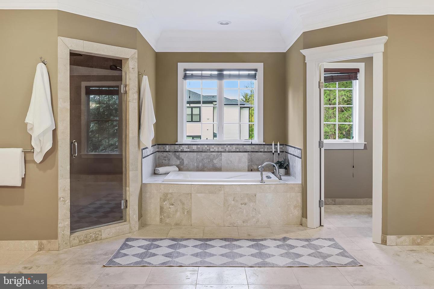829 GOLDEN ARROW ST, GREAT FALLS, Virginia 22066, 6 Bedrooms Bedrooms, ,6 BathroomsBathrooms,Residential,For sale,829 GOLDEN ARROW ST,VAFX2273992 MLS # VAFX2273992