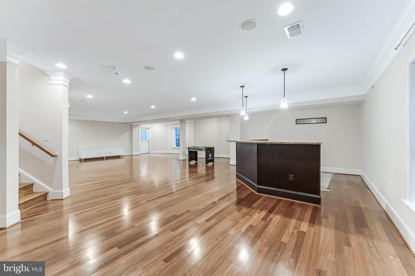 829 GOLDEN ARROW ST, GREAT FALLS, Virginia 22066, 6 Bedrooms Bedrooms, ,6 BathroomsBathrooms,Residential,For sale,829 GOLDEN ARROW ST,VAFX2273992 MLS # VAFX2273992