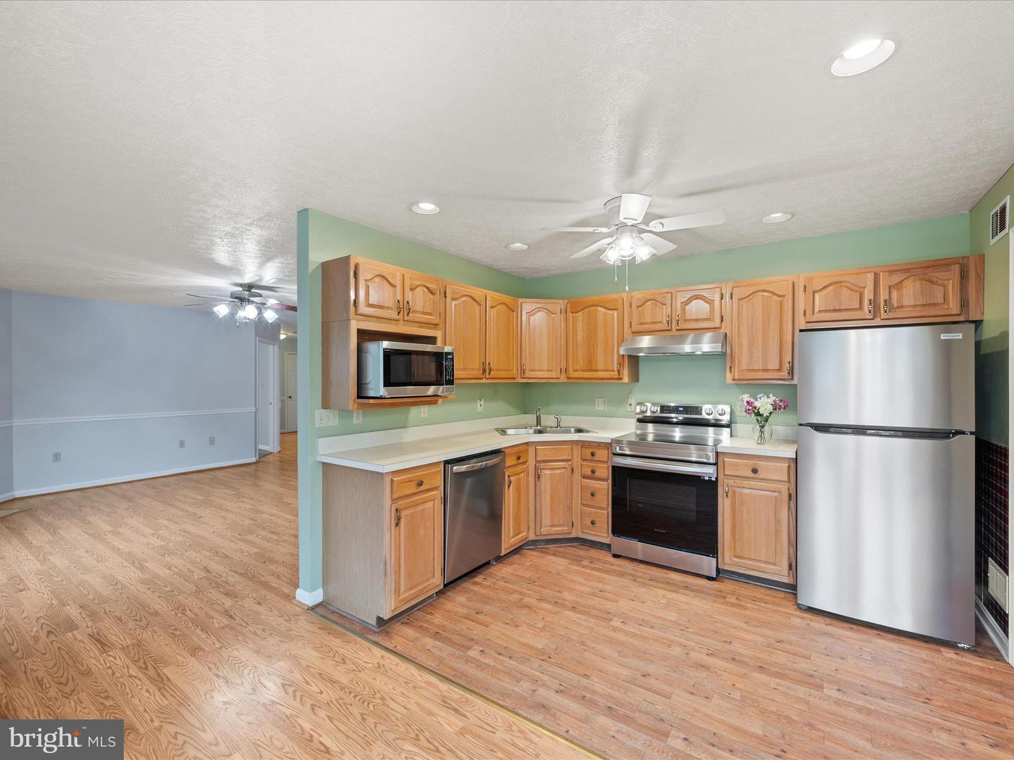 112 JEFFERSON CT, STEPHENS CITY, Virginia 22655, 3 Bedrooms Bedrooms, ,2 BathroomsBathrooms,Residential,For sale,112 JEFFERSON CT,VAFV2037352 MLS # VAFV2037352