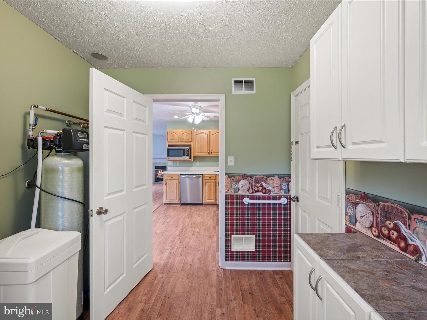 112 JEFFERSON CT, STEPHENS CITY, Virginia 22655, 3 Bedrooms Bedrooms, ,2 BathroomsBathrooms,Residential,For sale,112 JEFFERSON CT,VAFV2037352 MLS # VAFV2037352