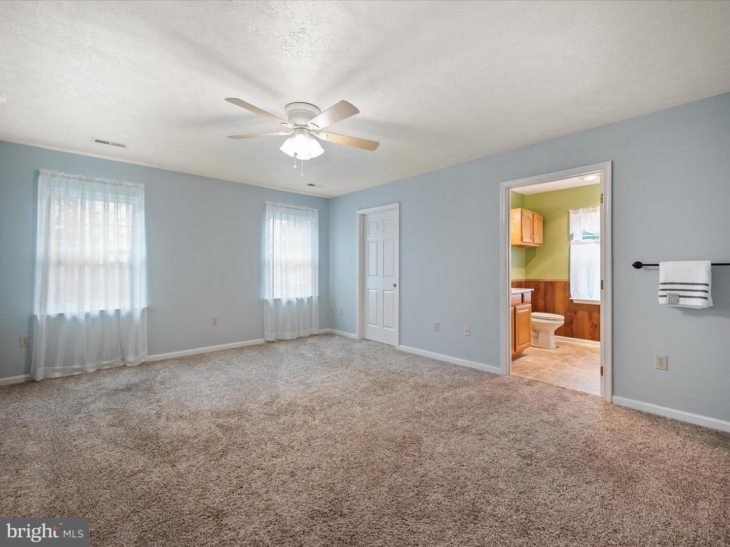 112 JEFFERSON CT, STEPHENS CITY, Virginia 22655, 3 Bedrooms Bedrooms, ,2 BathroomsBathrooms,Residential,For sale,112 JEFFERSON CT,VAFV2037352 MLS # VAFV2037352