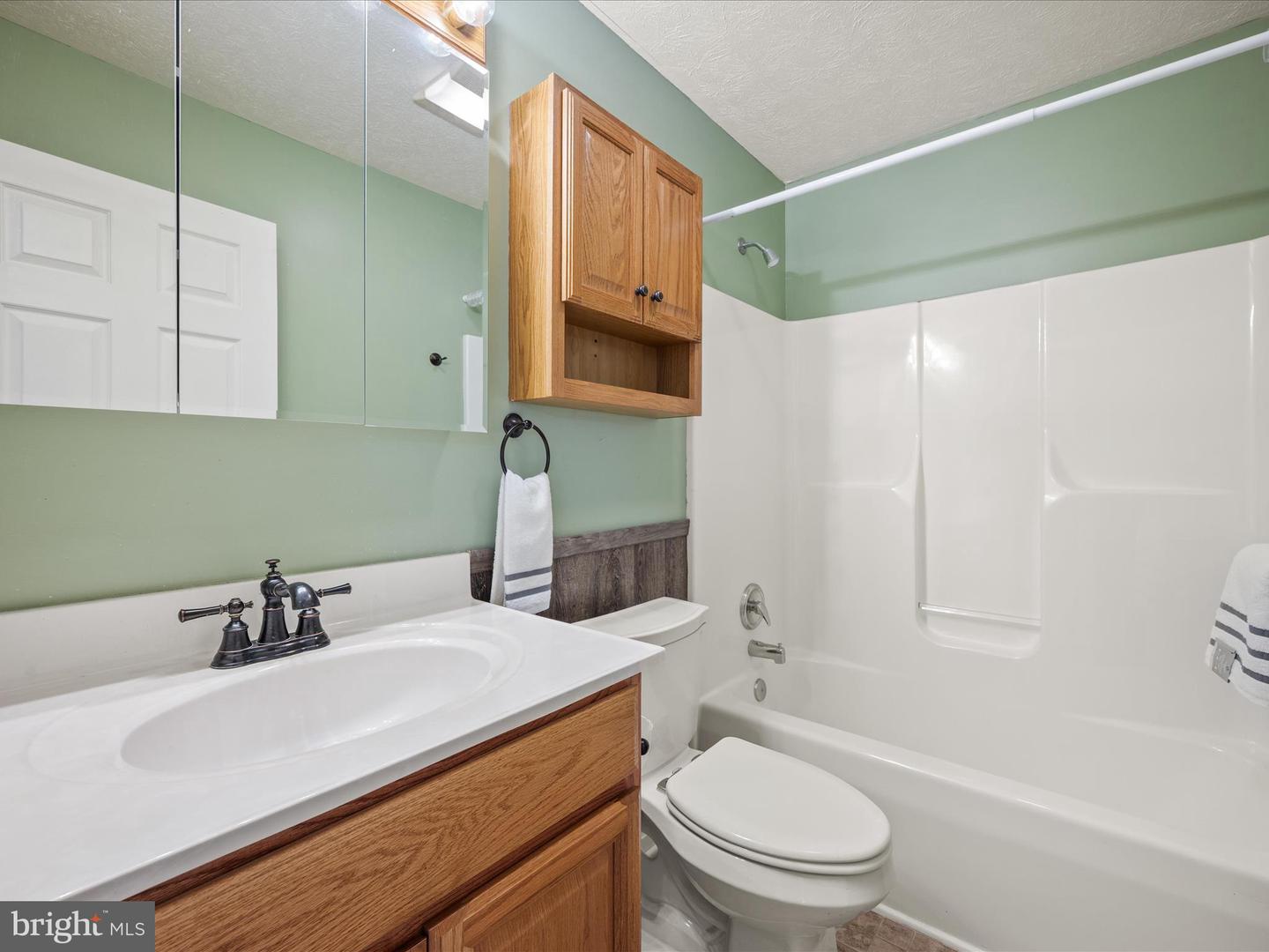 112 JEFFERSON CT, STEPHENS CITY, Virginia 22655, 3 Bedrooms Bedrooms, ,2 BathroomsBathrooms,Residential,For sale,112 JEFFERSON CT,VAFV2037352 MLS # VAFV2037352