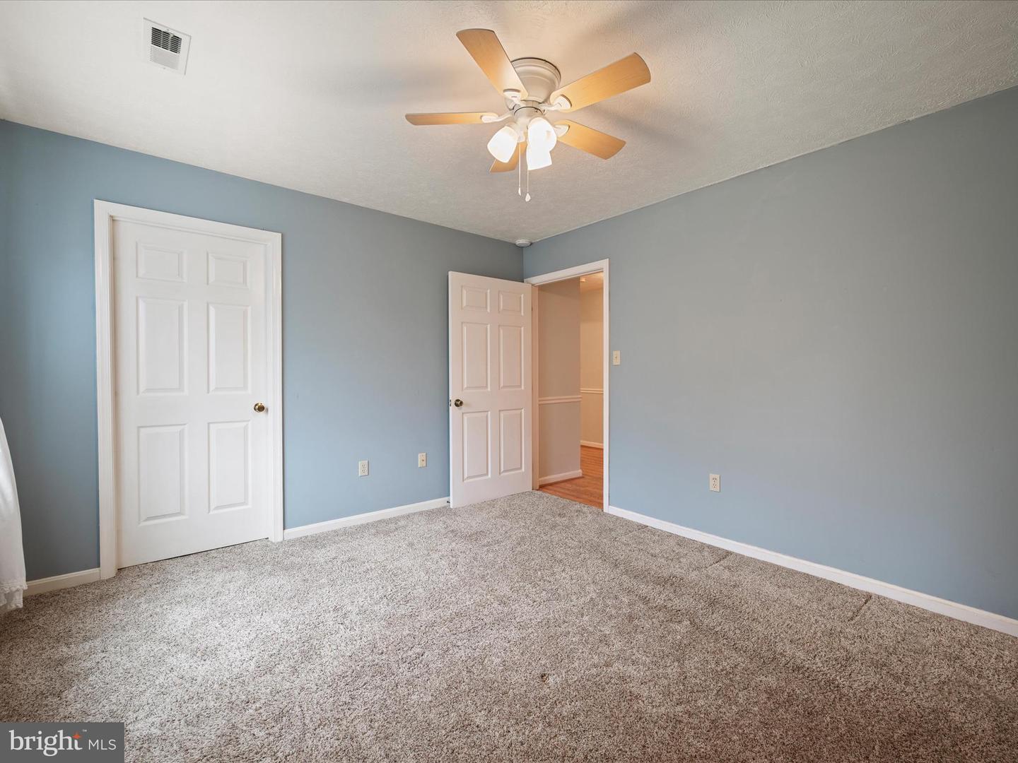 112 JEFFERSON CT, STEPHENS CITY, Virginia 22655, 3 Bedrooms Bedrooms, ,2 BathroomsBathrooms,Residential,For sale,112 JEFFERSON CT,VAFV2037352 MLS # VAFV2037352