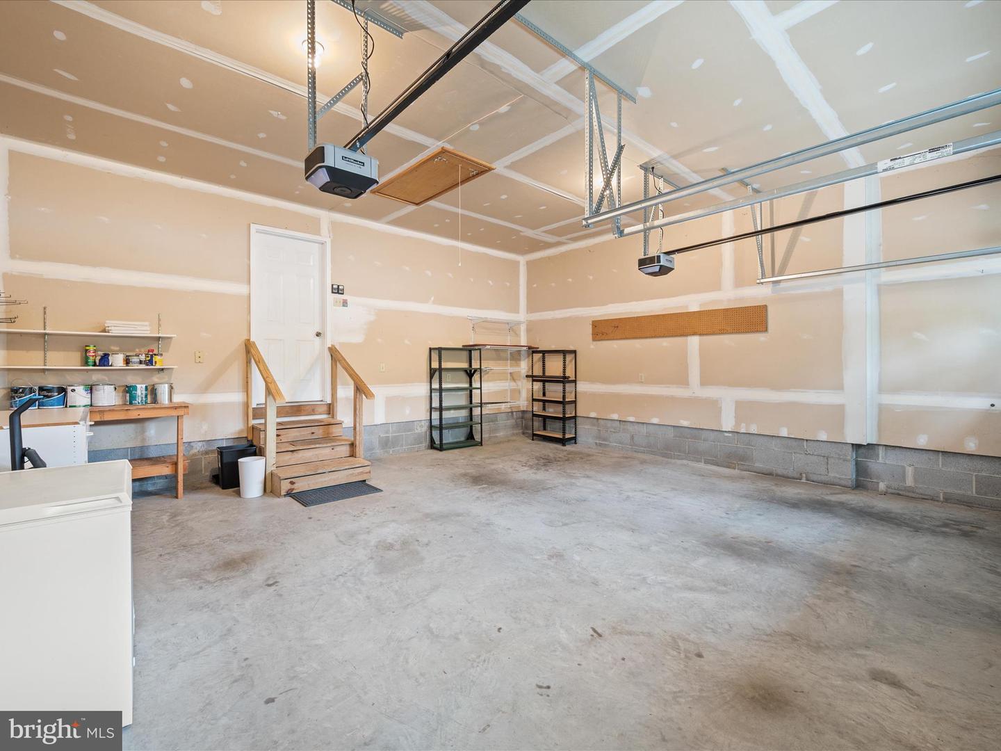 112 JEFFERSON CT, STEPHENS CITY, Virginia 22655, 3 Bedrooms Bedrooms, ,2 BathroomsBathrooms,Residential,For sale,112 JEFFERSON CT,VAFV2037352 MLS # VAFV2037352