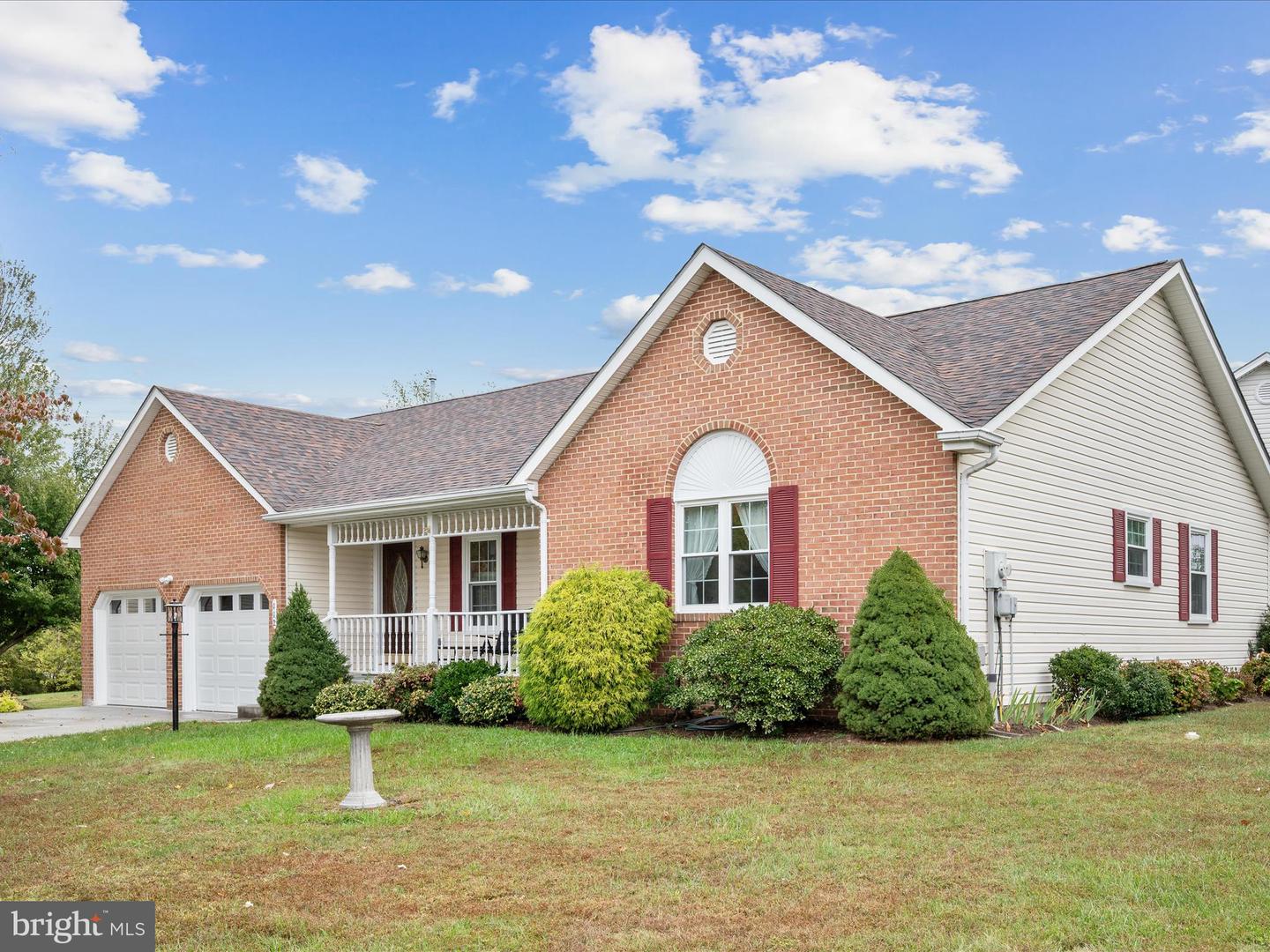 112 JEFFERSON CT, STEPHENS CITY, Virginia 22655, 3 Bedrooms Bedrooms, ,2 BathroomsBathrooms,Residential,For sale,112 JEFFERSON CT,VAFV2037352 MLS # VAFV2037352