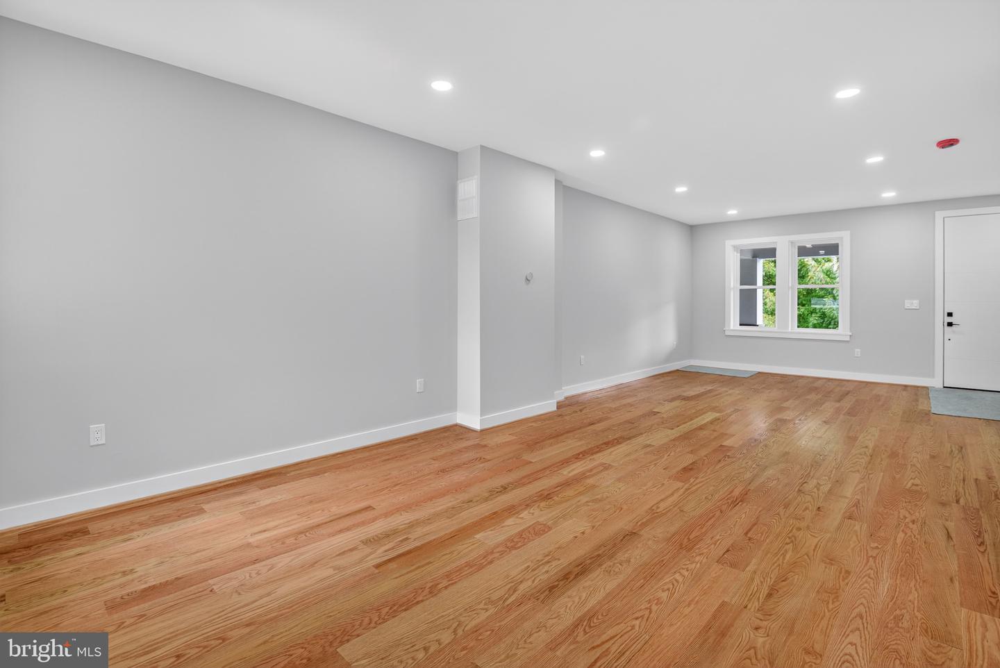 3712 13TH ST NW, WASHINGTON, District Of Columbia 20010, 4 Bedrooms Bedrooms, 9 Rooms Rooms,3 BathroomsBathrooms,Residential,For sale,3712 13TH ST NW,DCDC2226958 MLS # DCDC2226958