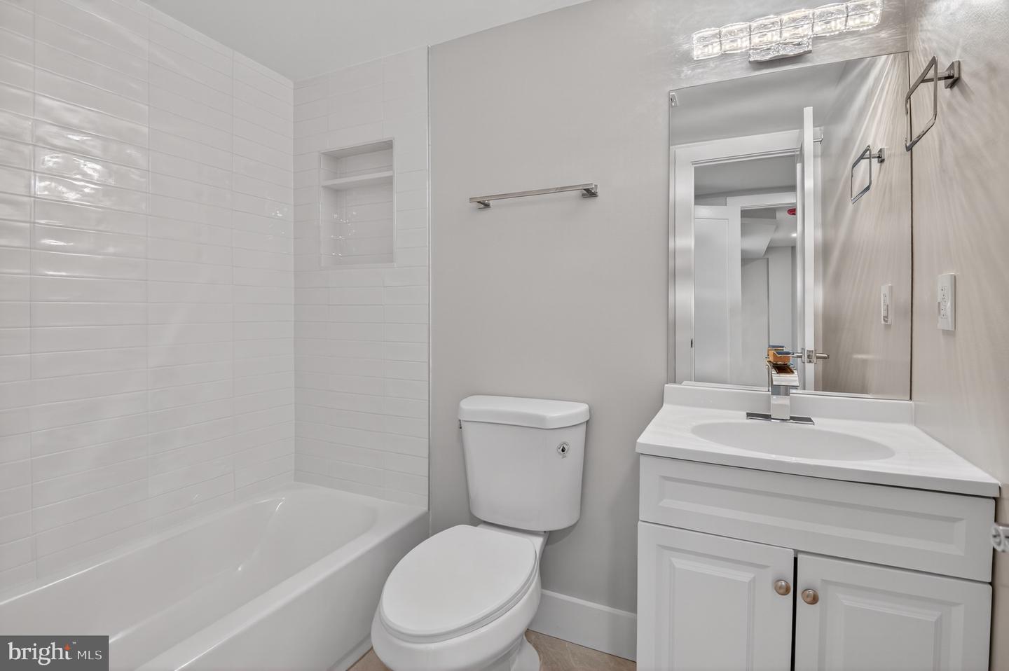 3712 13TH ST NW, WASHINGTON, District Of Columbia 20010, 4 Bedrooms Bedrooms, 9 Rooms Rooms,3 BathroomsBathrooms,Residential,For sale,3712 13TH ST NW,DCDC2226958 MLS # DCDC2226958