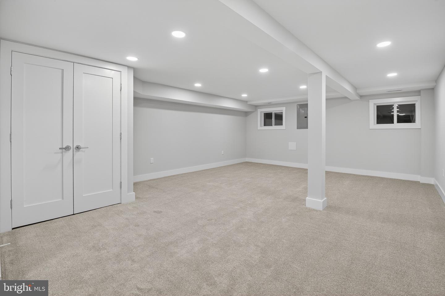 3712 13TH ST NW, WASHINGTON, District Of Columbia 20010, 4 Bedrooms Bedrooms, 9 Rooms Rooms,3 BathroomsBathrooms,Residential,For sale,3712 13TH ST NW,DCDC2226958 MLS # DCDC2226958