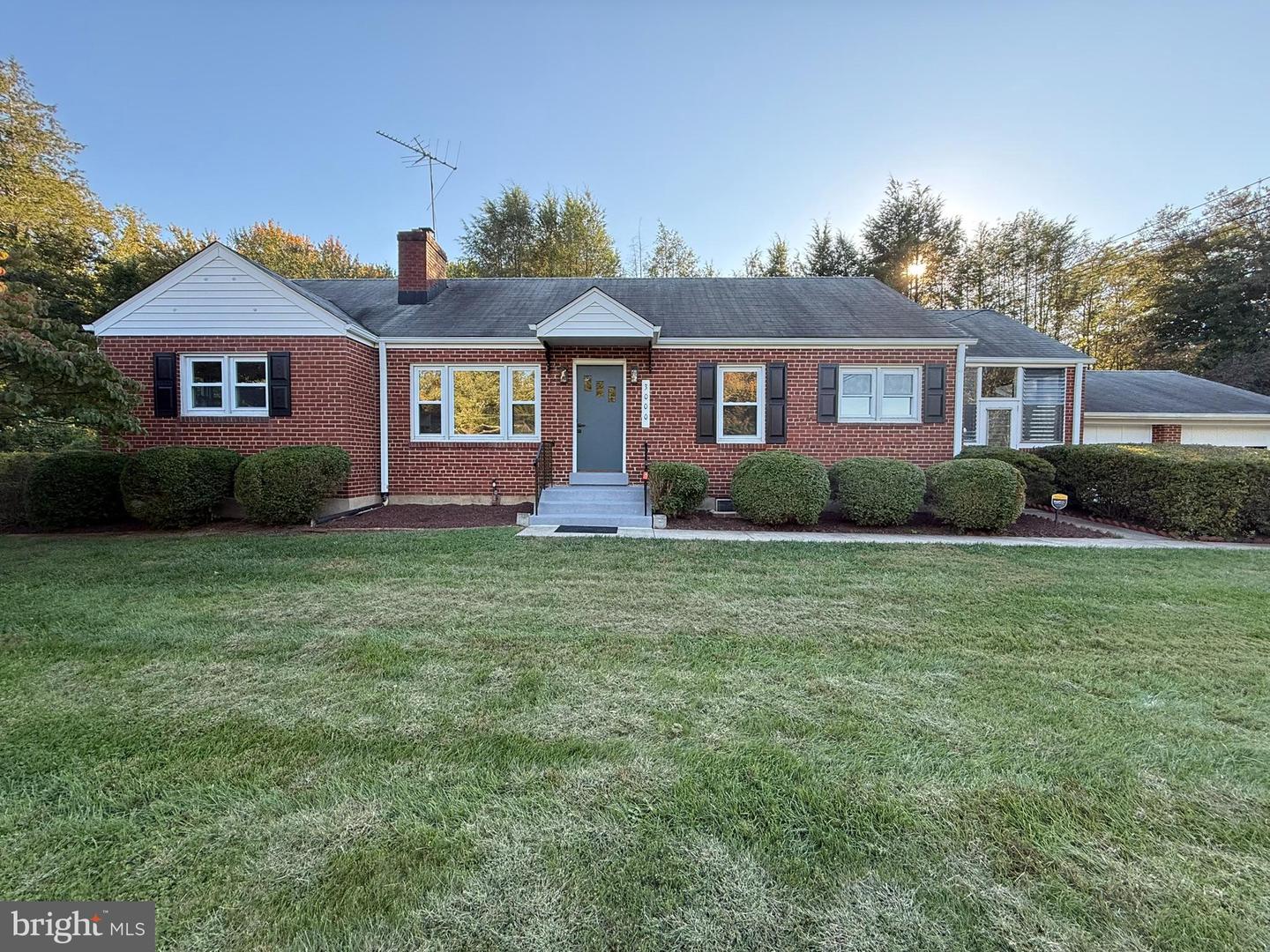 3000 JAMES ST, FAIRFAX, Virginia 22031, 3 Bedrooms Bedrooms, ,2 BathroomsBathrooms,Residential,For sale,3000 JAMES ST,VAFX2274340 MLS # VAFX2274340