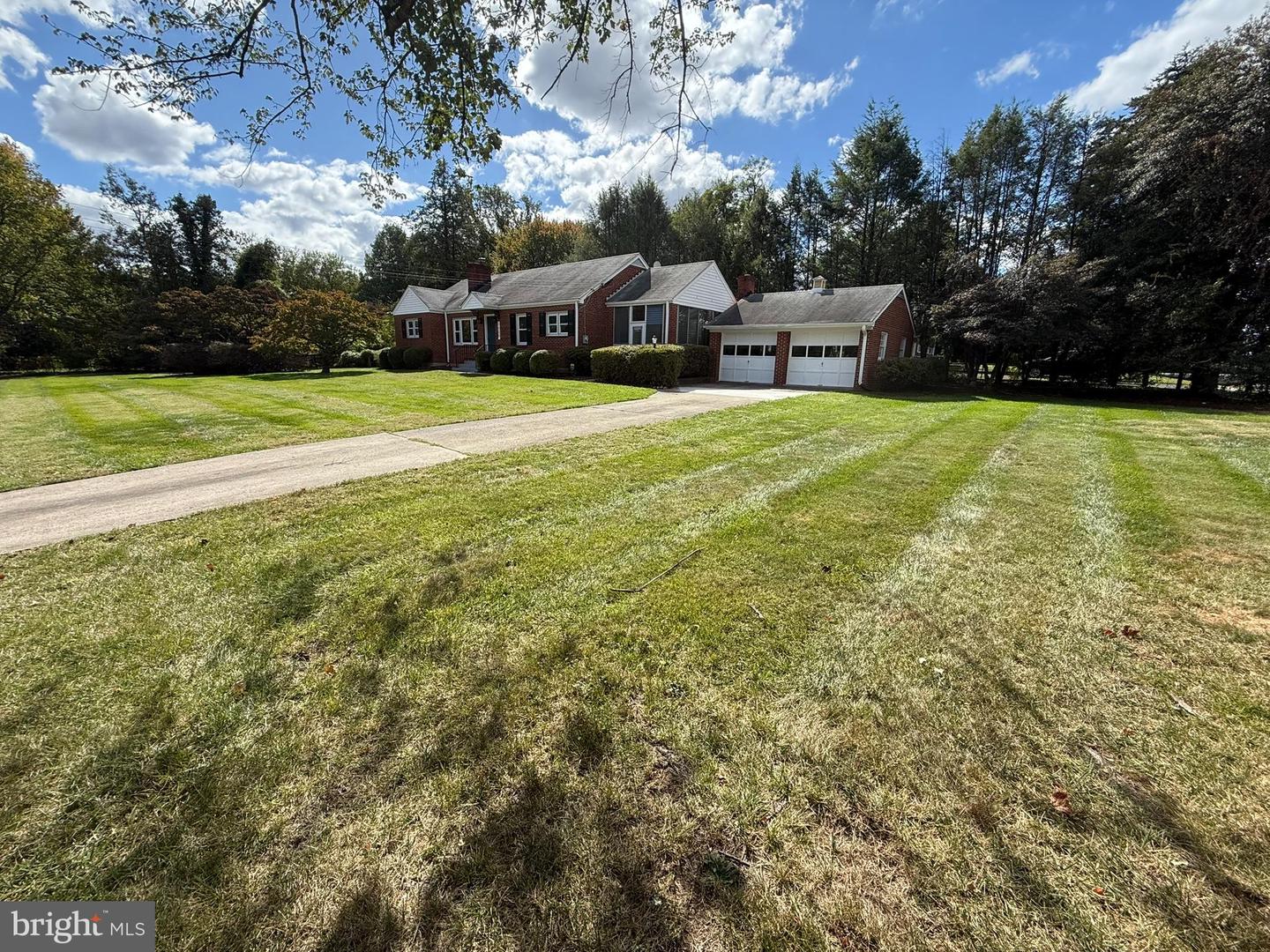 3000 JAMES ST, FAIRFAX, Virginia 22031, 3 Bedrooms Bedrooms, ,2 BathroomsBathrooms,Residential,For sale,3000 JAMES ST,VAFX2274340 MLS # VAFX2274340