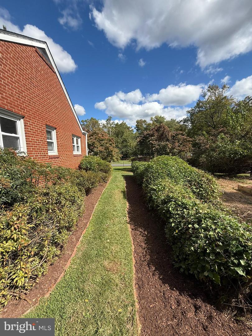 3000 JAMES ST, FAIRFAX, Virginia 22031, 3 Bedrooms Bedrooms, ,2 BathroomsBathrooms,Residential,For sale,3000 JAMES ST,VAFX2274340 MLS # VAFX2274340