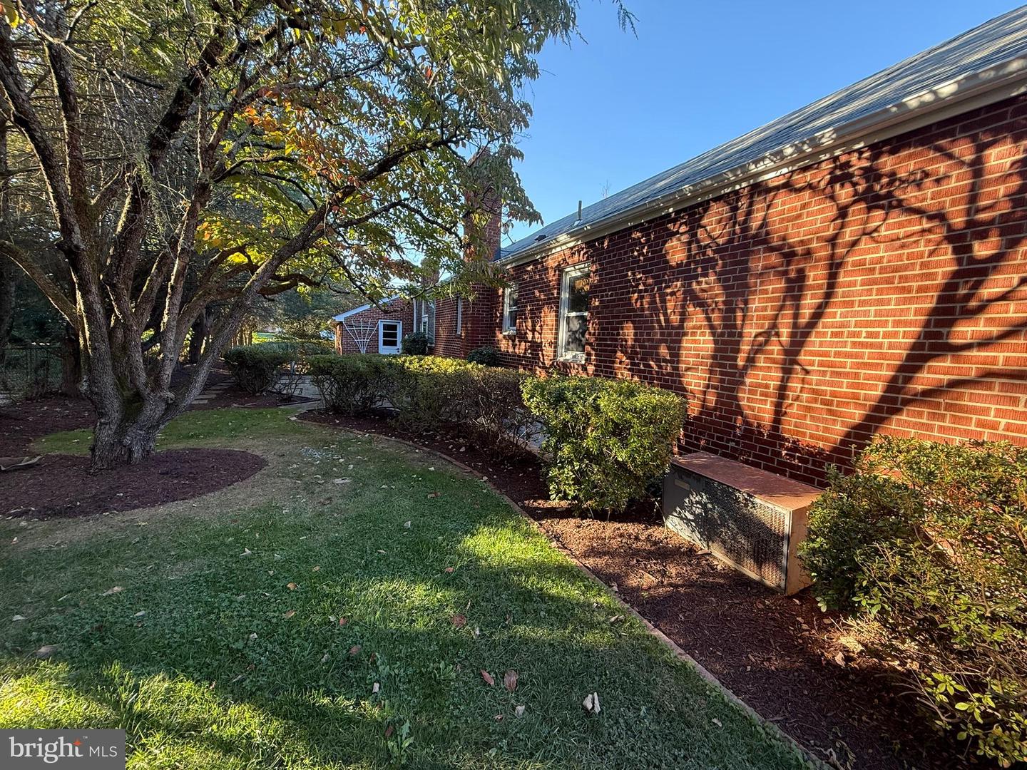 3000 JAMES ST, FAIRFAX, Virginia 22031, 3 Bedrooms Bedrooms, ,2 BathroomsBathrooms,Residential,For sale,3000 JAMES ST,VAFX2274340 MLS # VAFX2274340