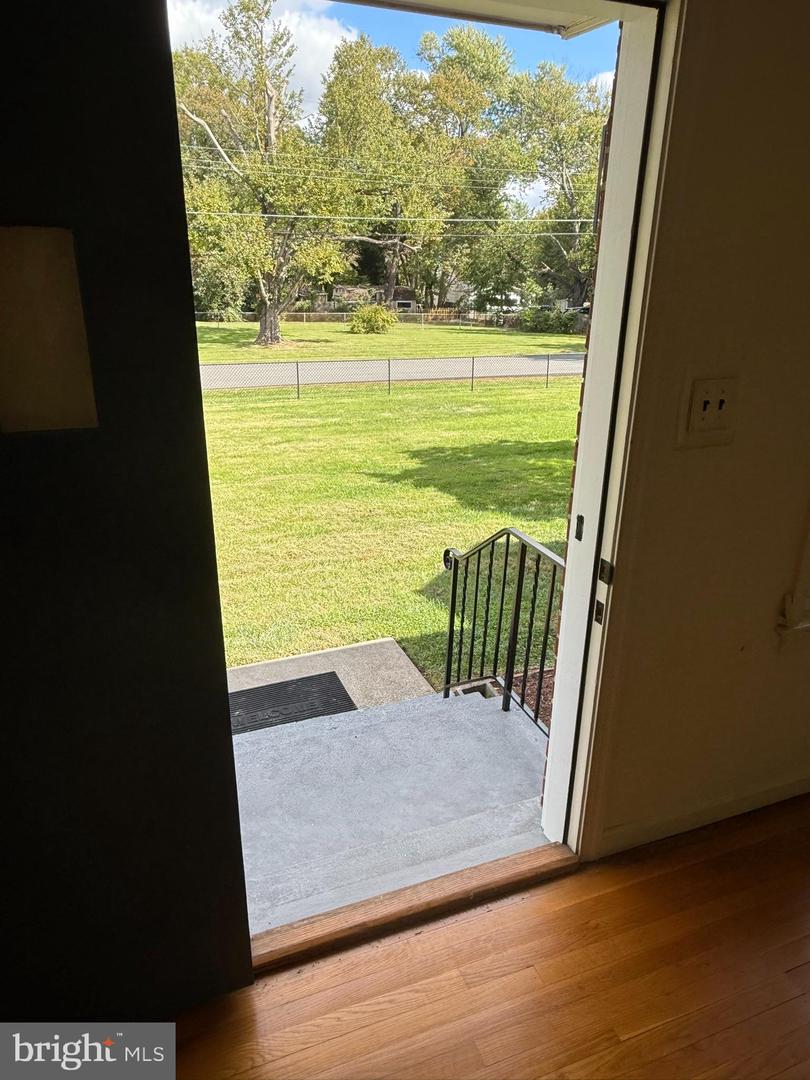 3000 JAMES ST, FAIRFAX, Virginia 22031, 3 Bedrooms Bedrooms, ,2 BathroomsBathrooms,Residential,For sale,3000 JAMES ST,VAFX2274340 MLS # VAFX2274340