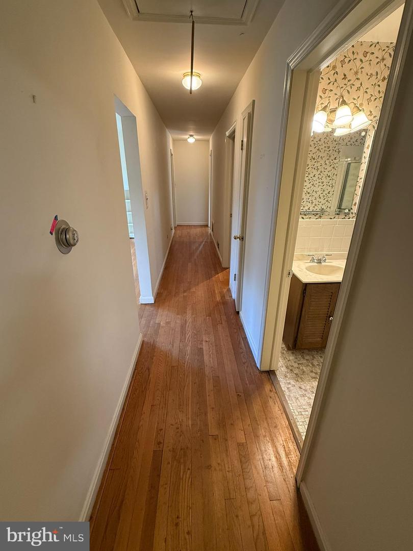 3000 JAMES ST, FAIRFAX, Virginia 22031, 3 Bedrooms Bedrooms, ,2 BathroomsBathrooms,Residential,For sale,3000 JAMES ST,VAFX2274340 MLS # VAFX2274340