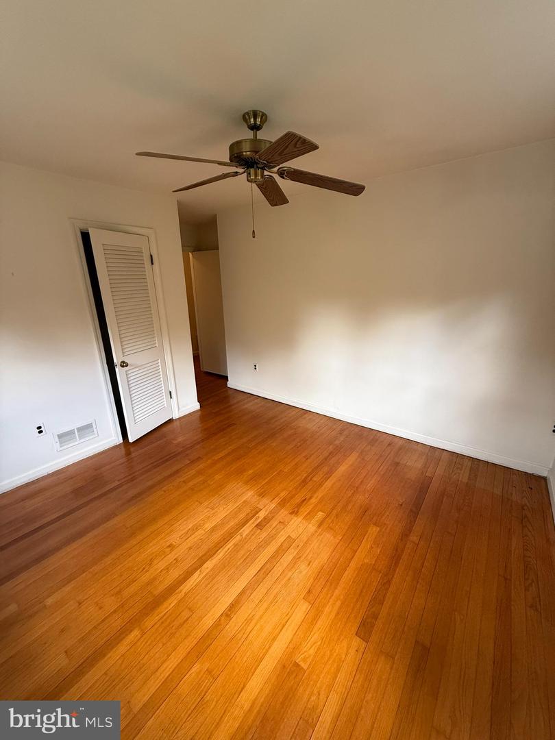 3000 JAMES ST, FAIRFAX, Virginia 22031, 3 Bedrooms Bedrooms, ,2 BathroomsBathrooms,Residential,For sale,3000 JAMES ST,VAFX2274340 MLS # VAFX2274340