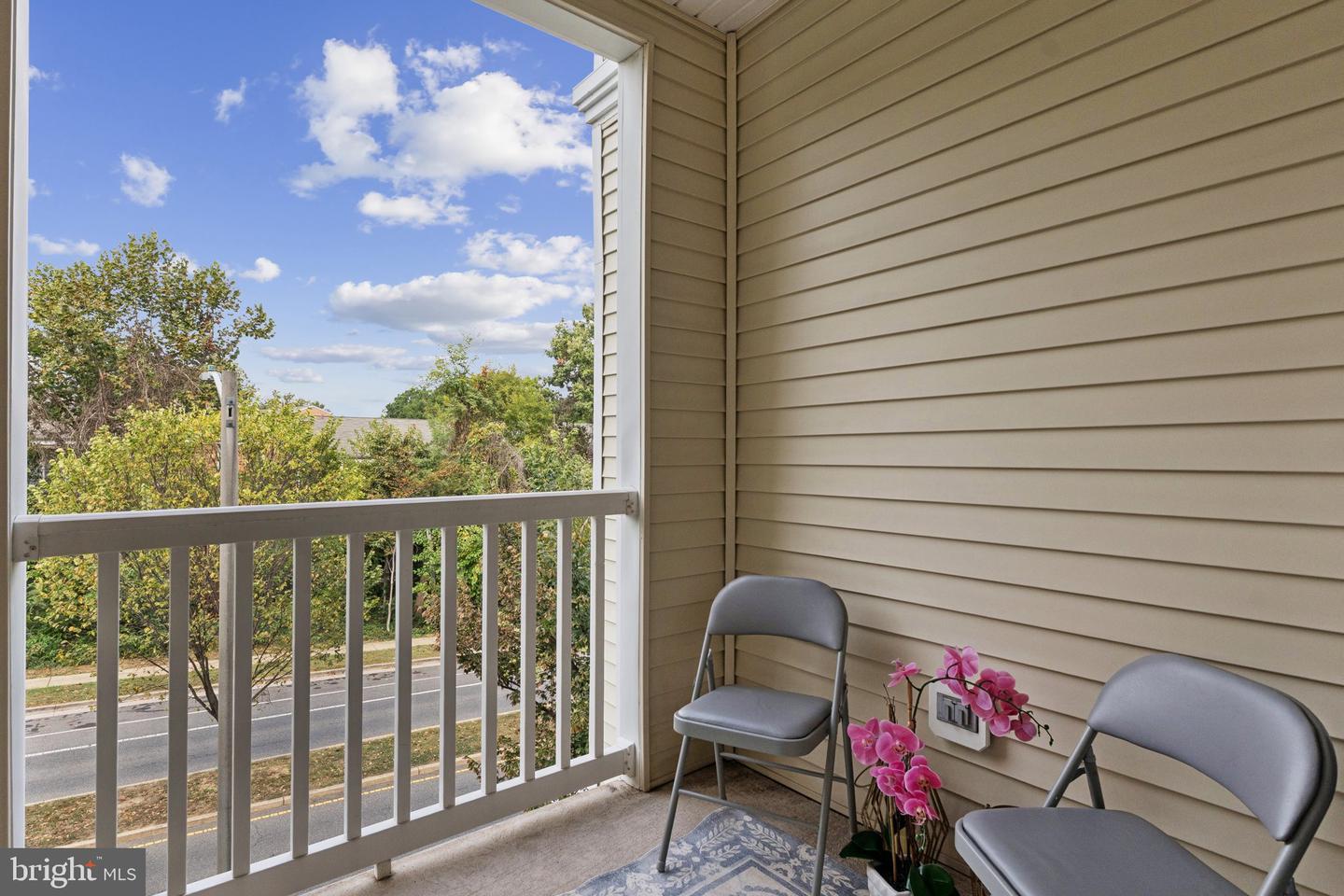 4561 STRUTFIELD LN #3305, ALEXANDRIA, Virginia 22311, 2 Bedrooms Bedrooms, ,1 BathroomBathrooms,Residential,For sale,4561 STRUTFIELD LN #3305,VAAX2050840 MLS # VAAX2050840