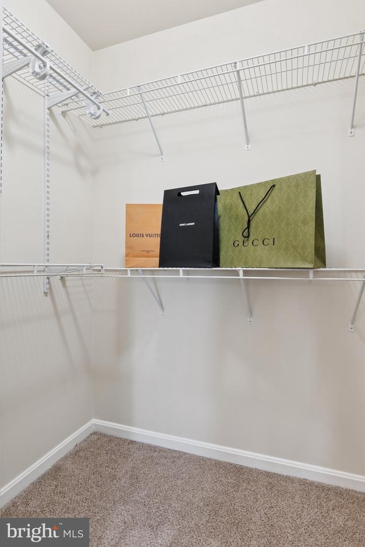 4561 STRUTFIELD LN #3305, ALEXANDRIA, Virginia 22311, 2 Bedrooms Bedrooms, ,1 BathroomBathrooms,Residential,For sale,4561 STRUTFIELD LN #3305,VAAX2050840 MLS # VAAX2050840